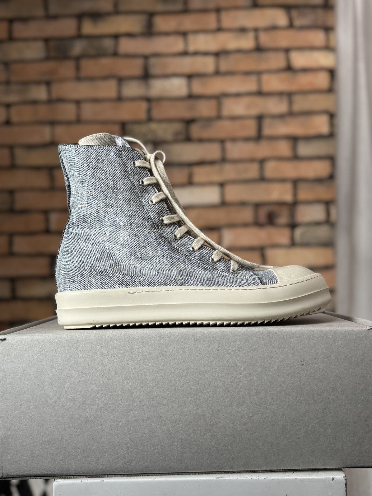 Rick Owens Drkshdw RAMONES NEW SELF EDGE FOIL 13OZ DENIM Size US 9 / EU 42 - 1 Thumbnail