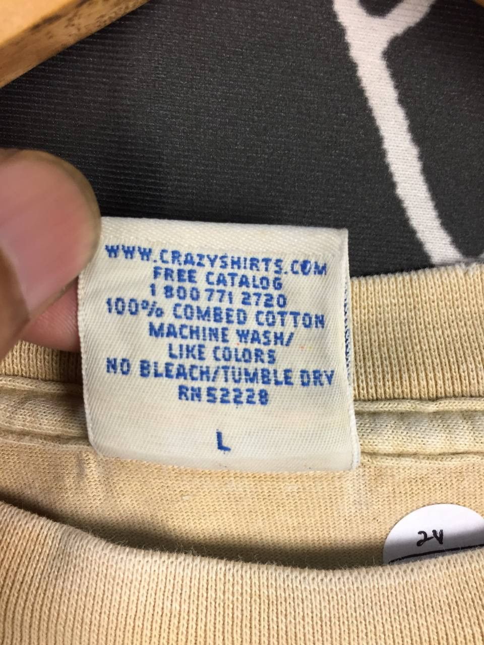 Vintage Vtg Crazy Shirts Hawaii Will Sell Wife For Beer Novelty Tee Size US L / EU 52-54 / 3 - 18 Thumbnail