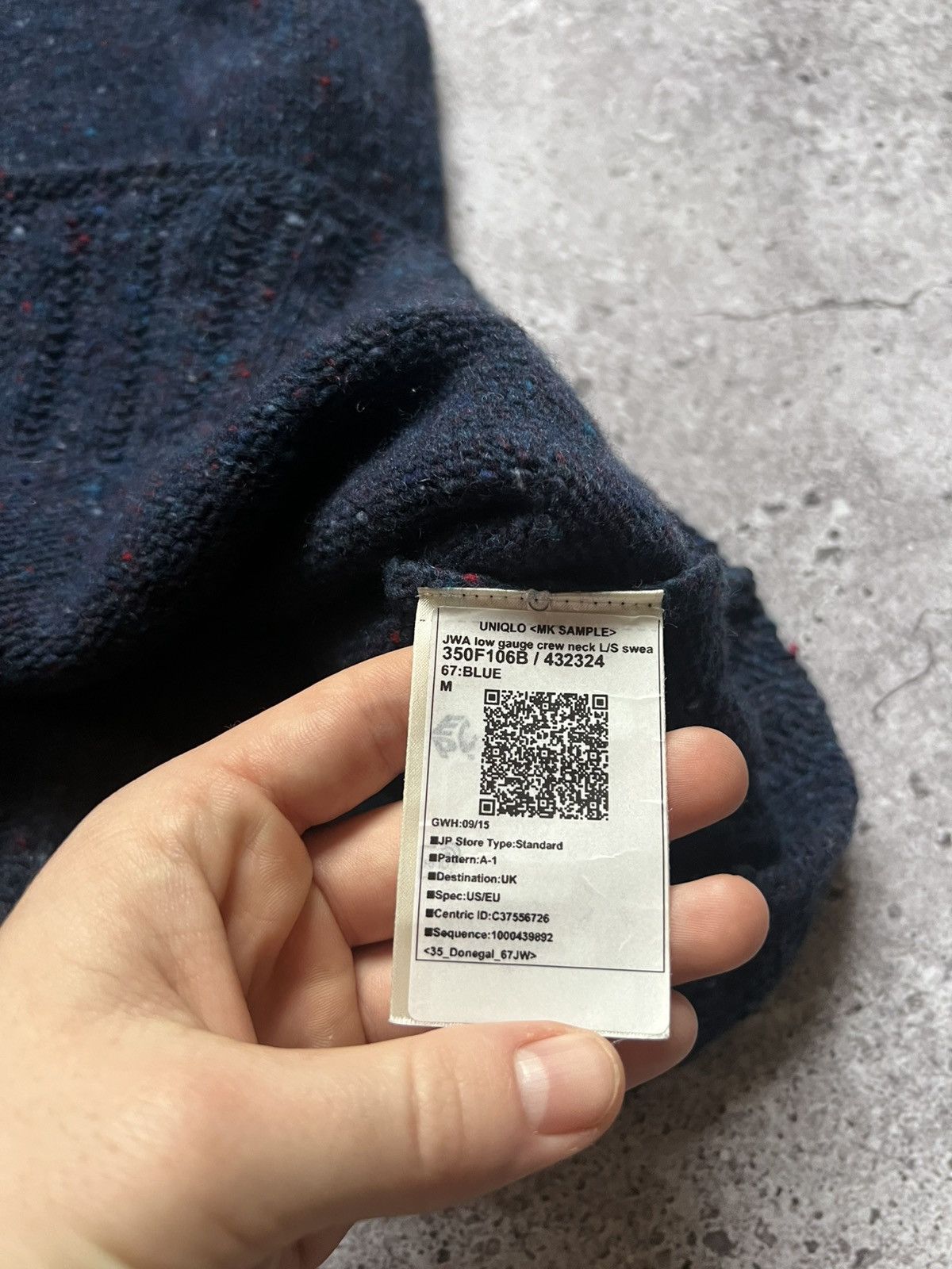 JW Anderson × Uniqlo JW Anderon Uniqlo Mens Knitted Crew Neck Sweater Sample Size US M / EU 48-50 / 2 - 10 Thumbnail