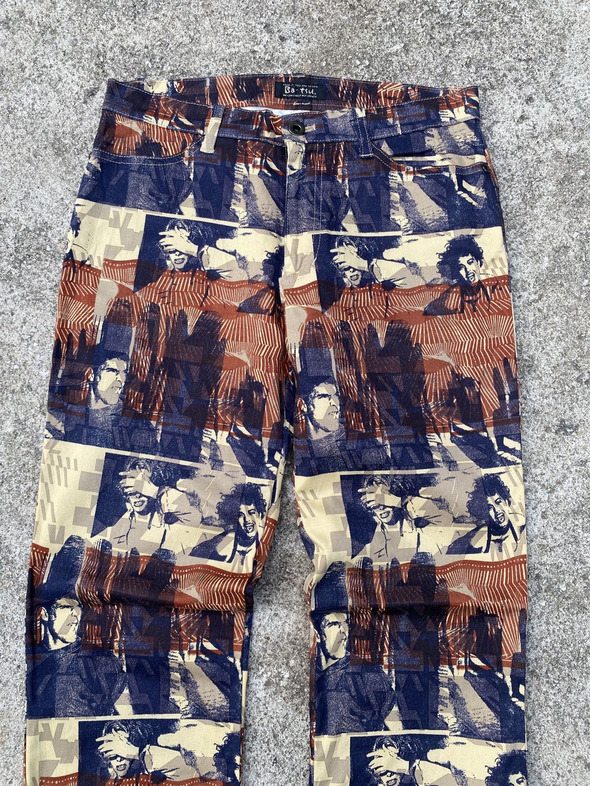 Hysteric Glamour × Japanese Brand × Jean Paul Gaultier Bat - su Japan Overprint Strechable Released Leg Pant Size US 29 - 3 Thumbnail
