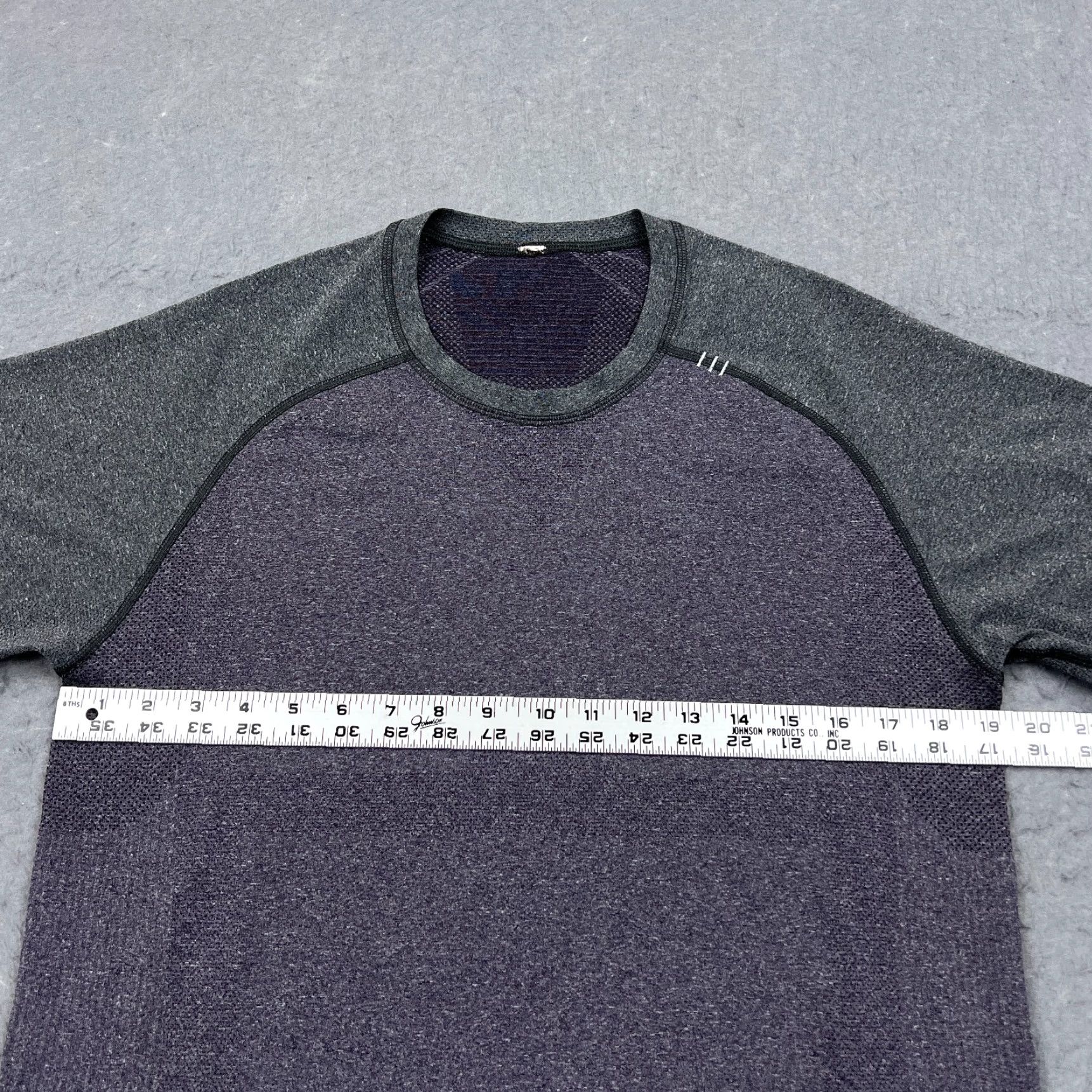 Lululemon Lululemon Metal Vent Breathe Short Sleeve Shirt M Gray Silverescent M3AKTS* Mens T-Shirt Athletic Casual Short Sleeve Shirt Medium Gray/Silverescent Size US M / EU 48-50 / 2 - 5 Thumbnail