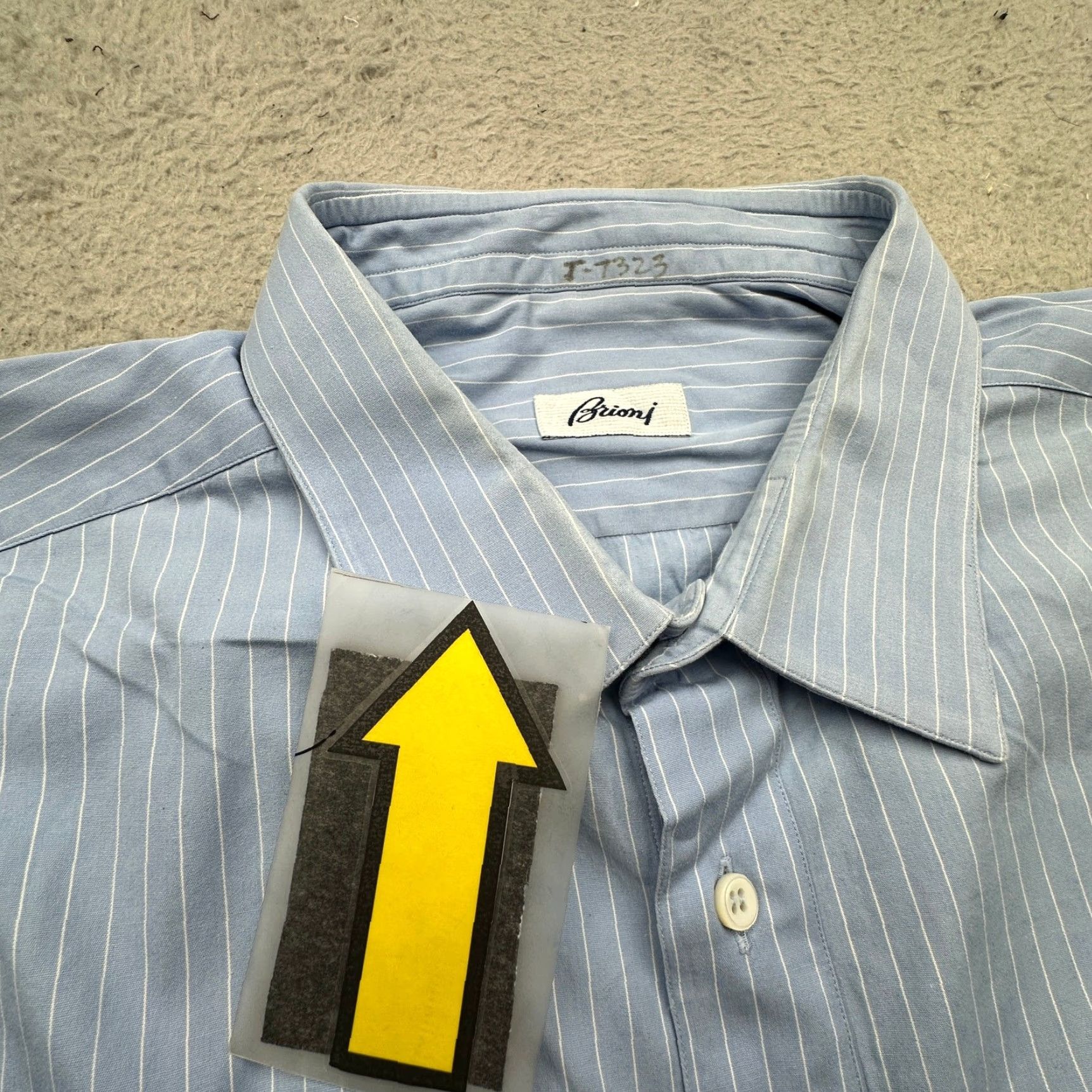 Brioni VINTAGE Brioni Pinstripe Blue Button-Up Dress Shirt Long Sleeve Mens 2XL Double Cuffs Size 48R - 7 Thumbnail