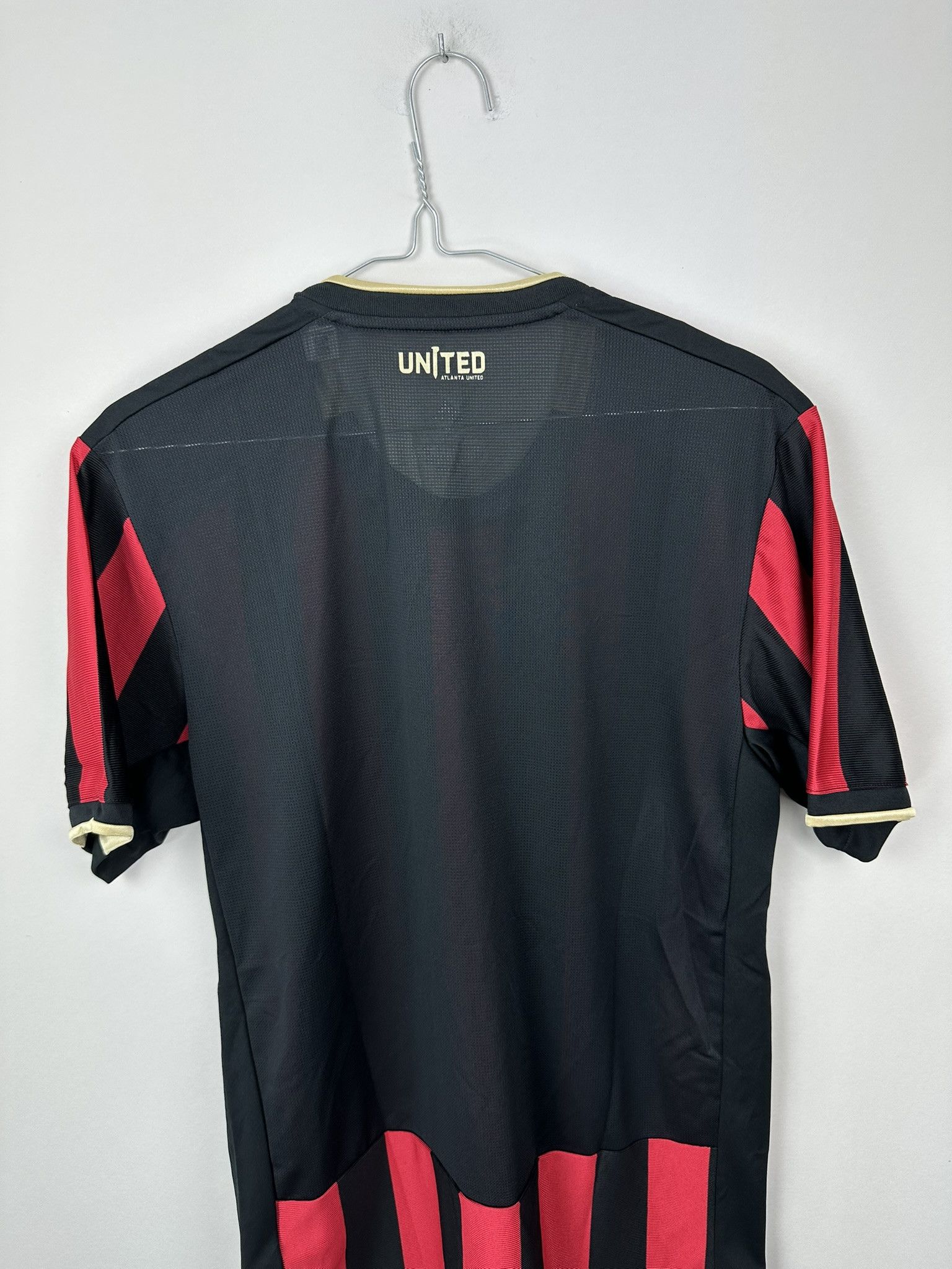 Adidas BNWT PLAYER ISSUE Atlanta United FC 2019/20 Home [S] Size US S / EU 44-46 / 1 - 8 Thumbnail