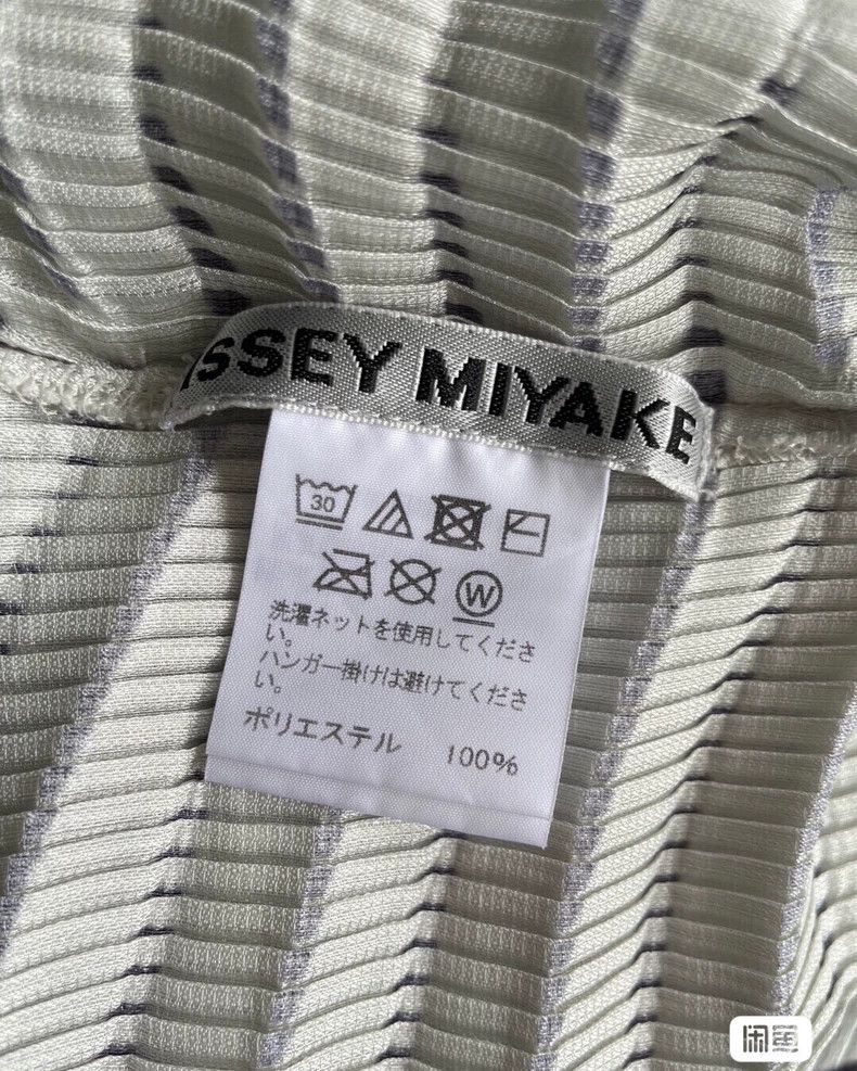 Issey Miyake Issey Miyake size:2 Grey vintage starlight dress Size S / US 4 / IT 40 - 4 Thumbnail