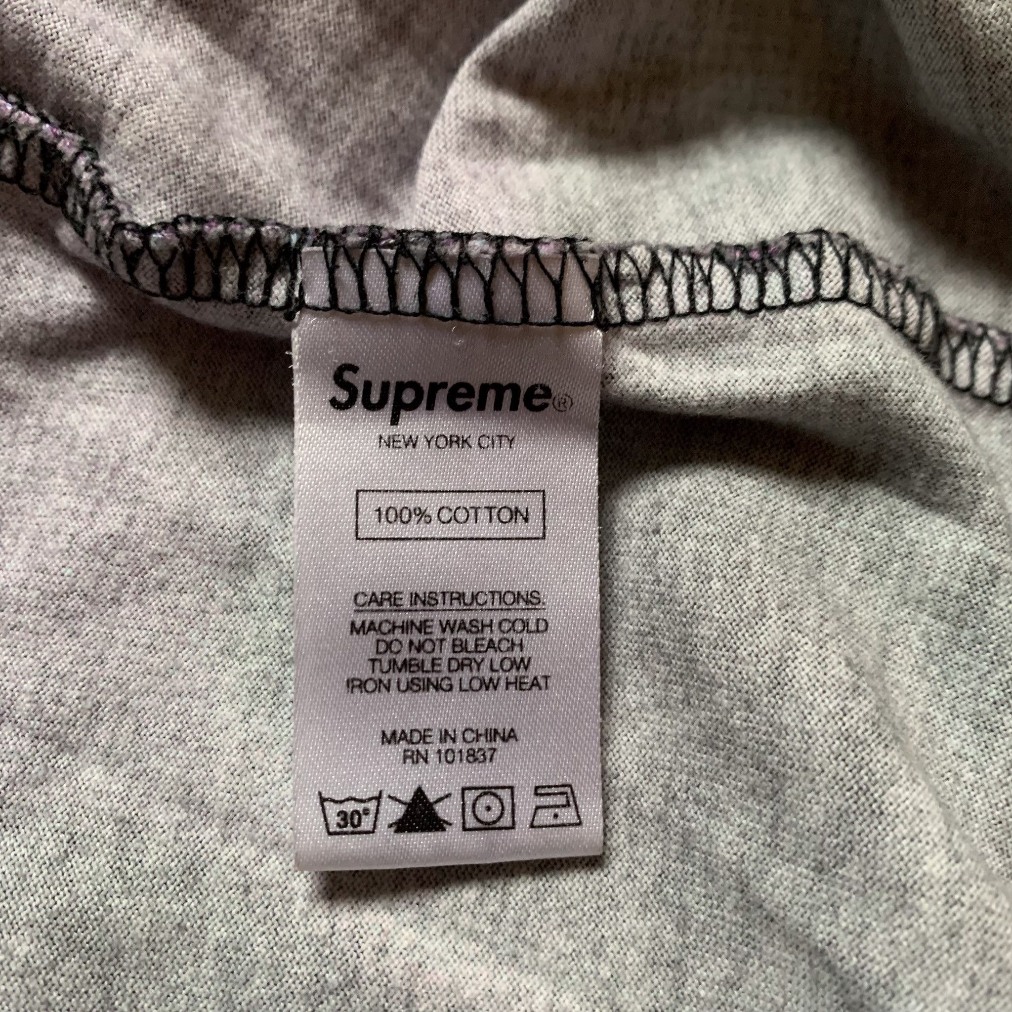 Supreme Supreme half tone long sleeve tshirt - size M Size US M / EU 48-50 / 2 - 4 Thumbnail
