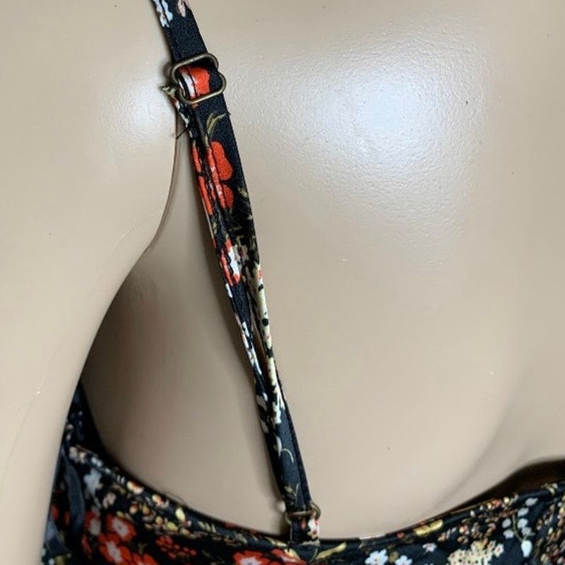 Forever 21 Forever 21 Women's Size Small Spaghetti Straps Cami Side Zip Size S / US 4 / IT 40 - 6 Thumbnail