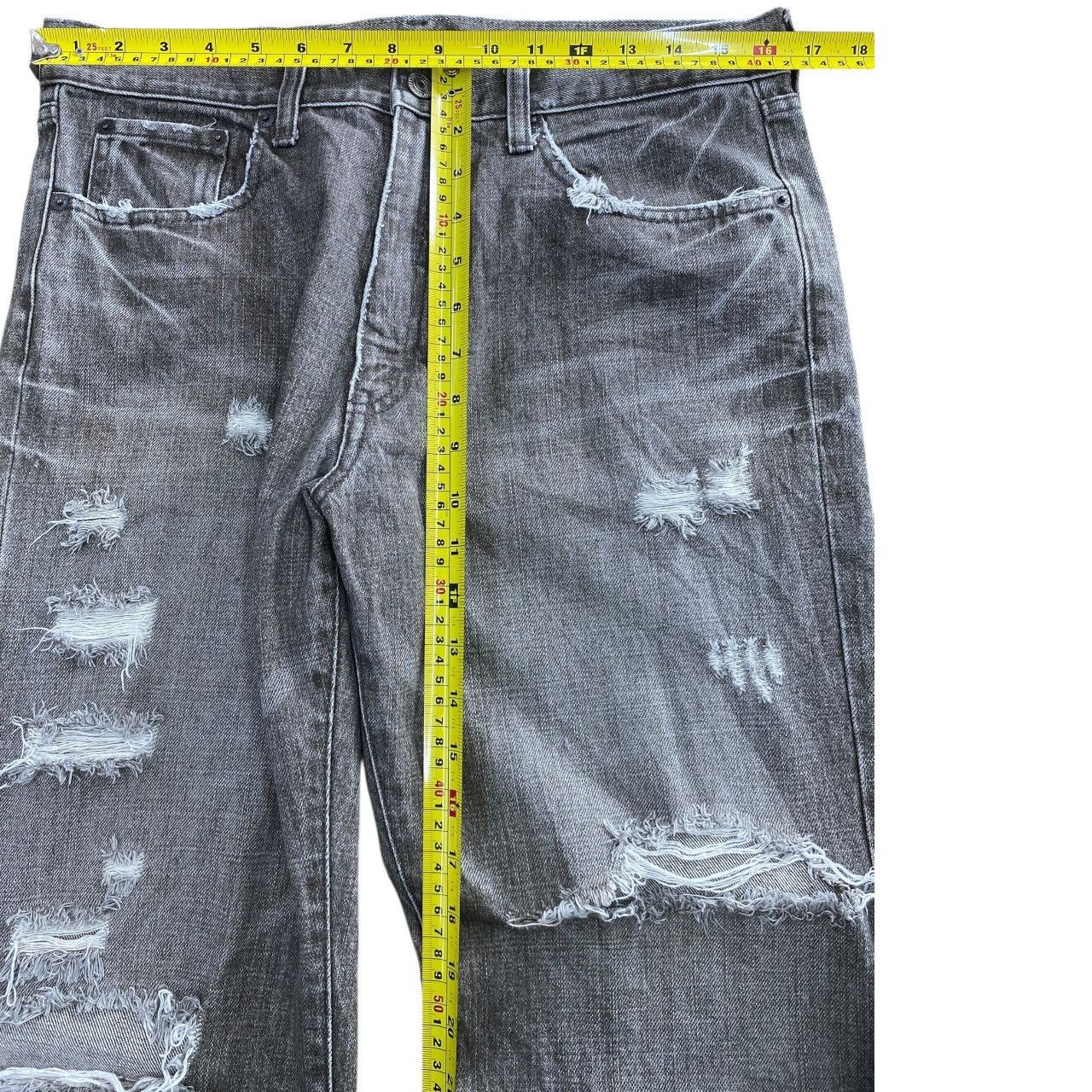 Japanese Brand Japanese Brand Faded Wash Distressed Style Loose Jeans Size US 33 - 5 Thumbnail