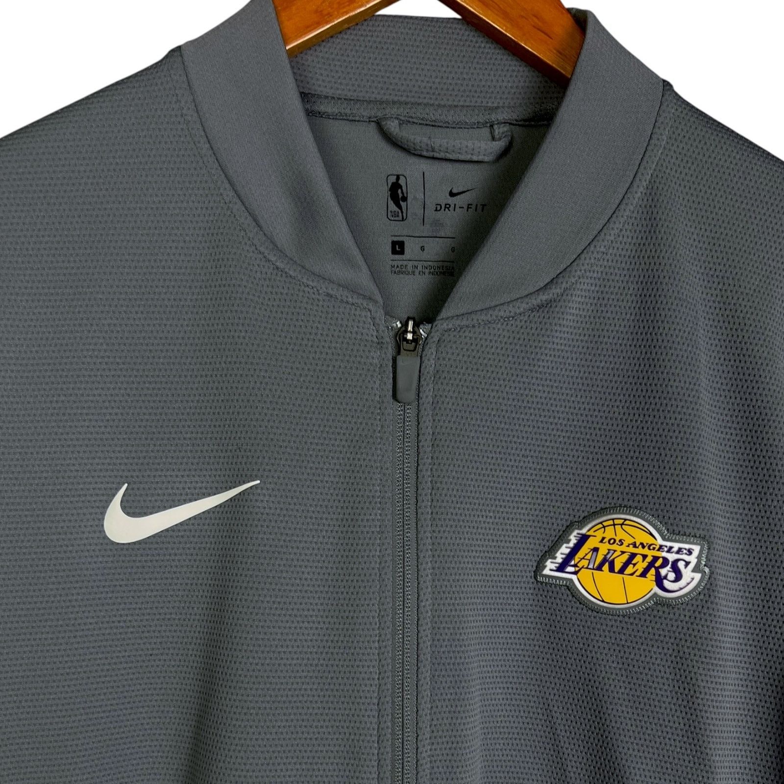 Nike LA Lakers Nike Dri Fit Lightweight Mens L Full Zip Jacket Size US L / EU 52-54 / 3 - 3 Thumbnail