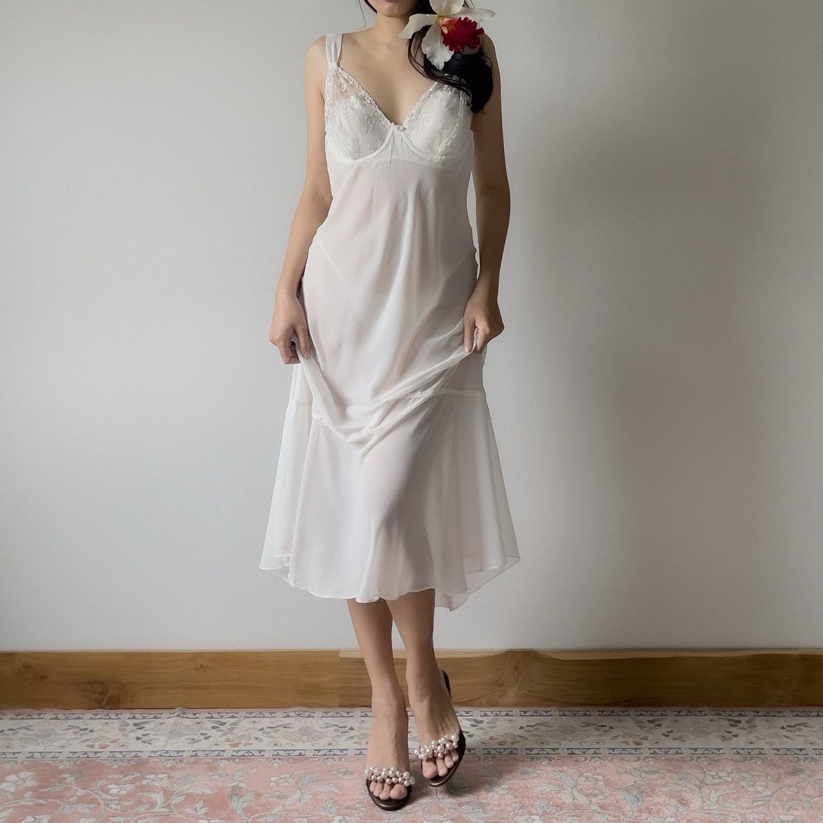 Other Romantic 2000s Soft White Sheer Chiffon Slip Dress (M) Size M / US 6-8 / IT 42-44 - 1 Thumbnail