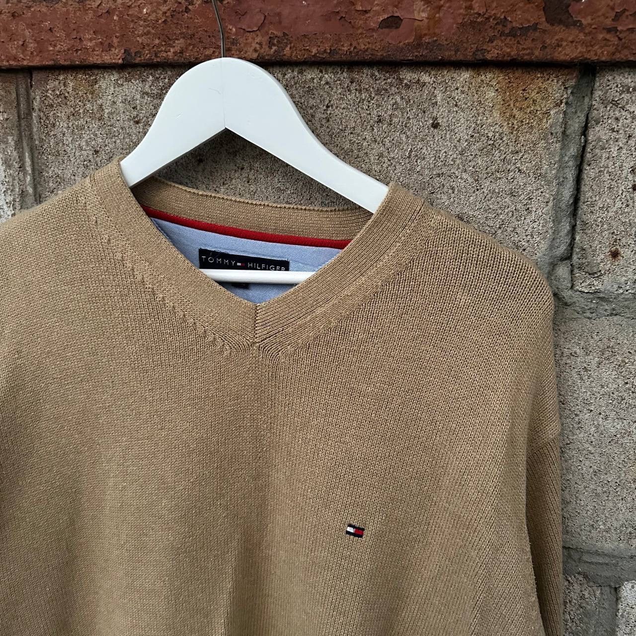 Tommy Hilfiger Vintage Tommy Hilfiger V Neck Sweater Y2K Old Money 00s Size US XL / EU 56 / 4 - 5 Thumbnail