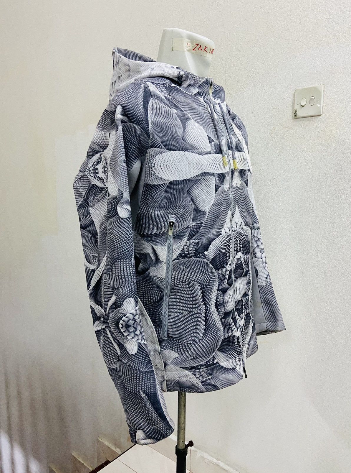 Nike NIKE KOBE BRYANT MAMBULA HYPERMESH JACKET Size US M / EU 48-50 / 2 - 7 Thumbnail