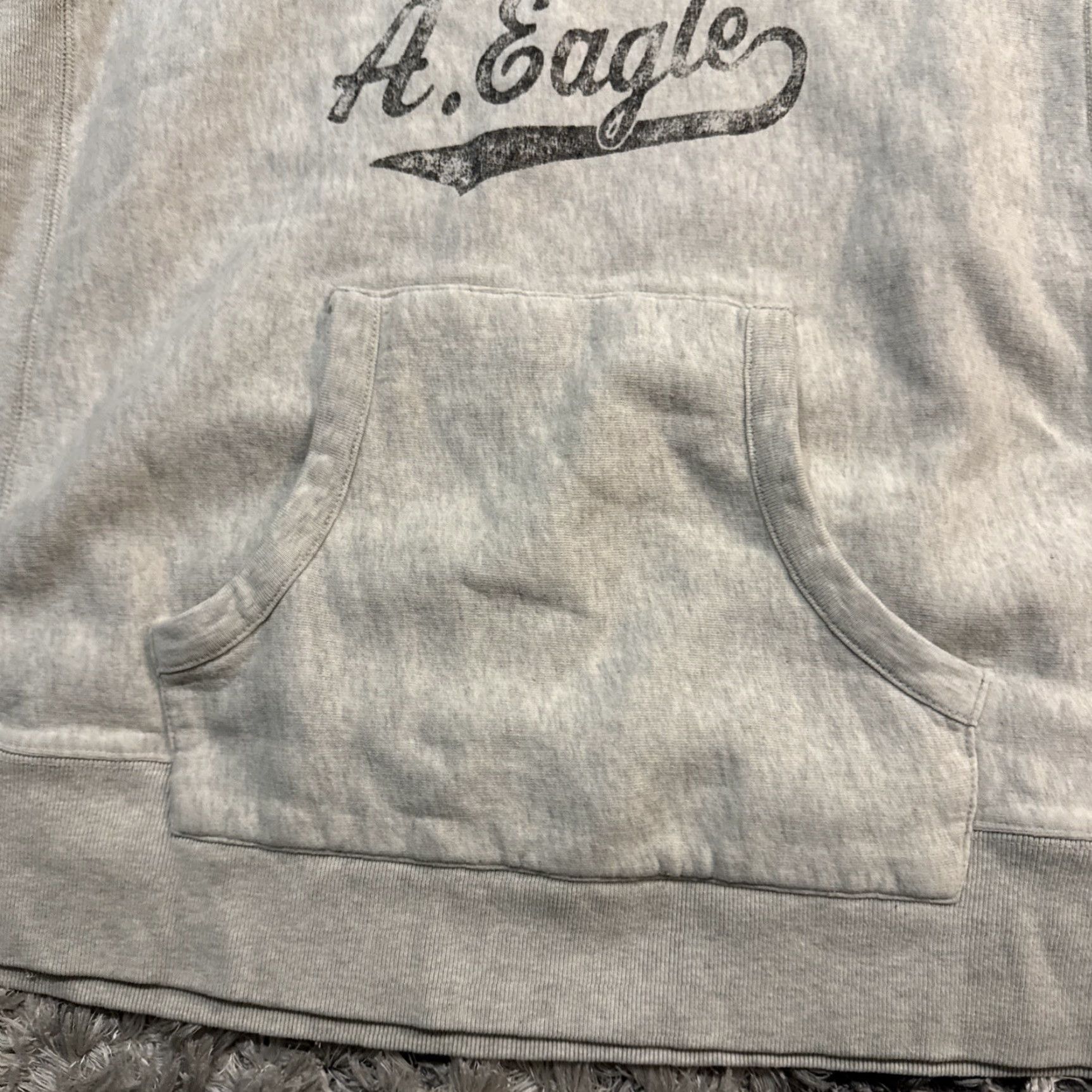 American Eagle Outfitters VINTAGE American Eagle Outfitters Slim Fit Retro Style Gray Long Sleeve Pullover Hoodie L Mens Y2K Size US L / EU 52-54 / 3 - 2 Thumbnail