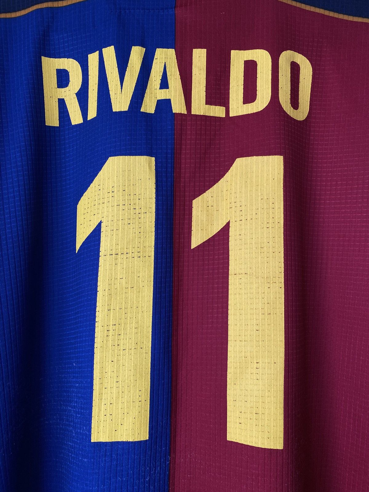 Other Barcelona Centenary Jersey XXL Rivaldo 11 1899-1999 Rare Size US XXL / EU 58 / 5 - 6 Thumbnail