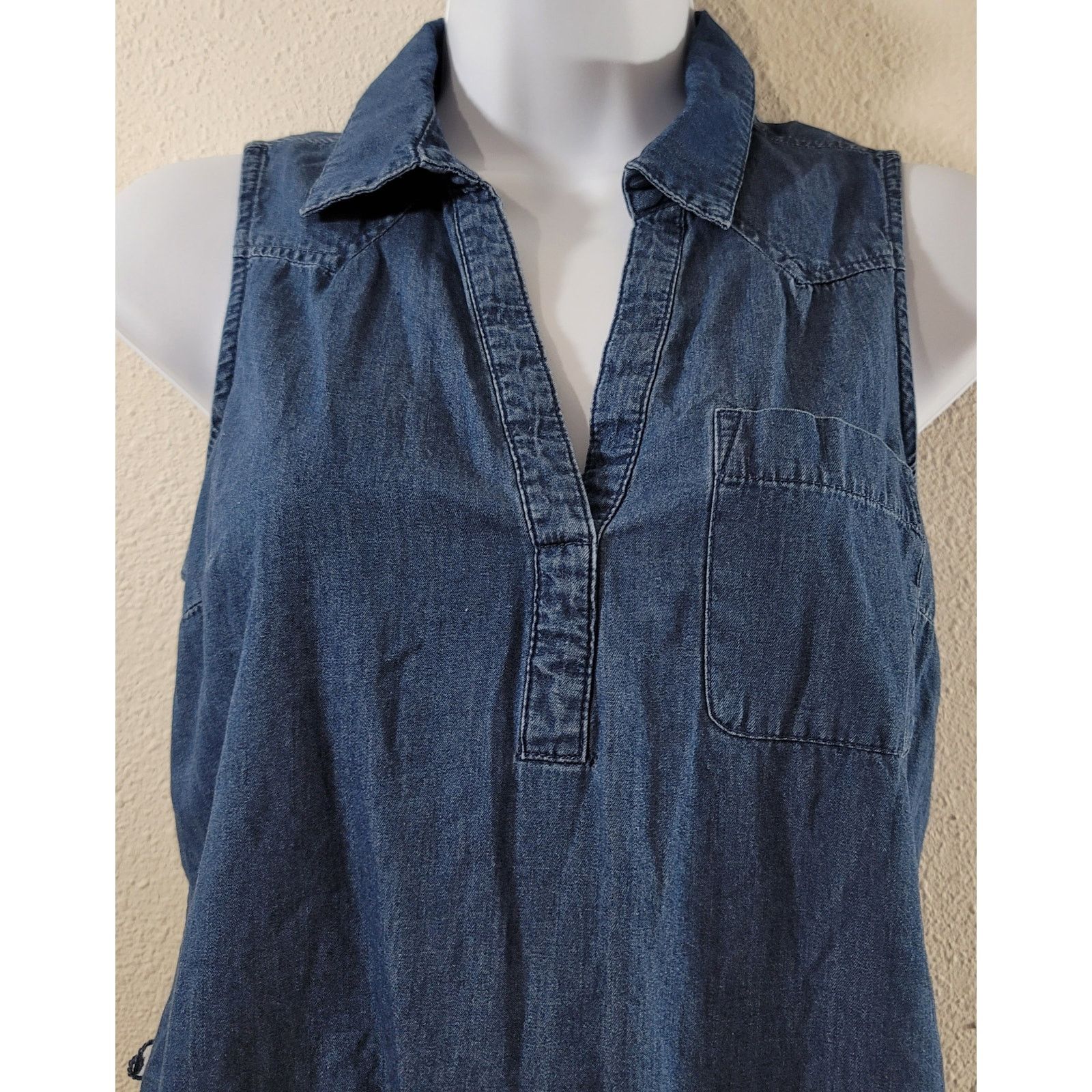 Old Navy Old Navy Denim Sleeveless Pointed Collar Mini Shirt Dress XS Size XS / US 0-2 / IT 36-38 - 1 Thumbnail
