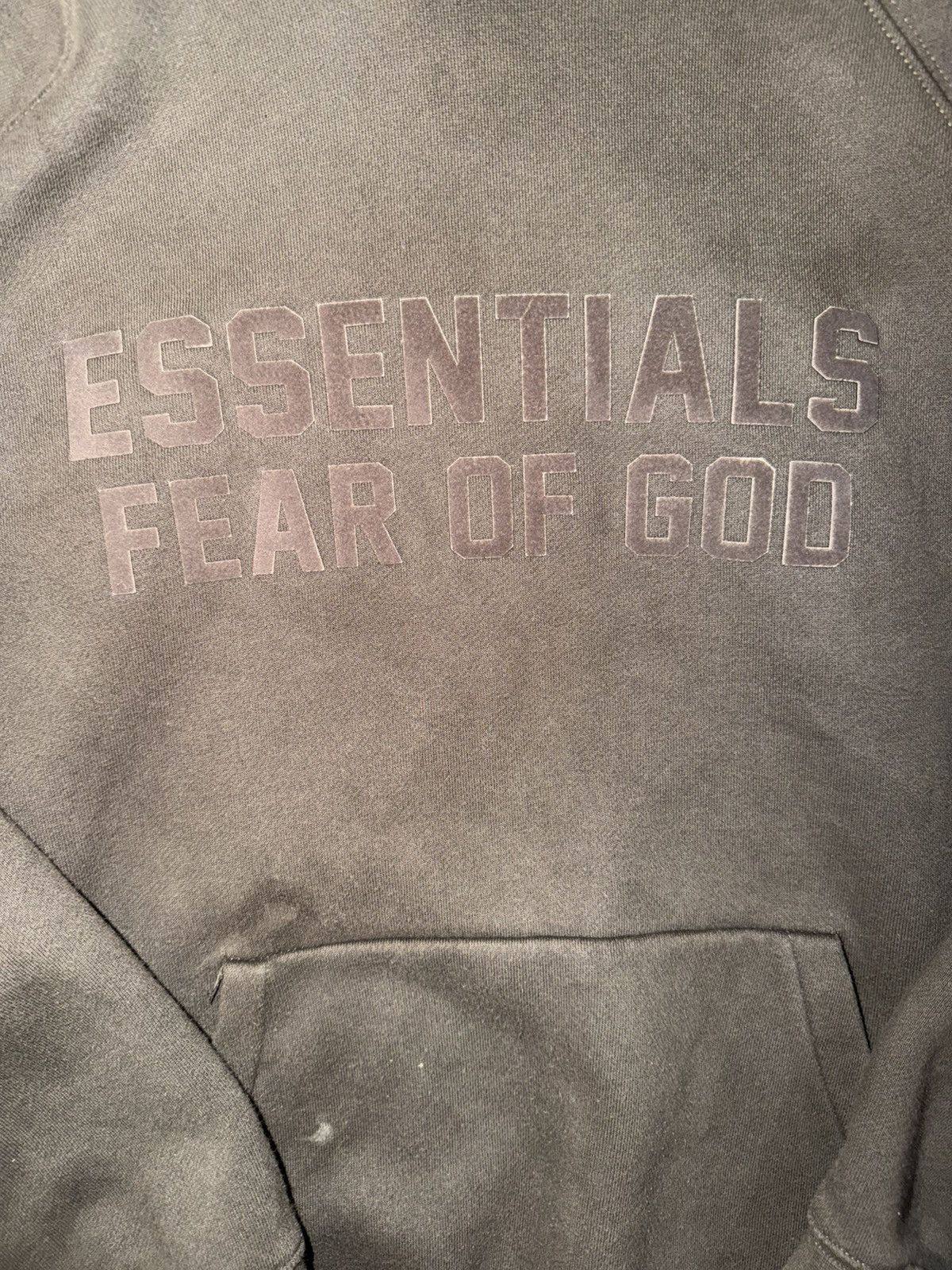 Essentials Fear of God Essentials Hoodie ‘Off Black’ Size US S / EU 44-46 / 1 - 3 Thumbnail