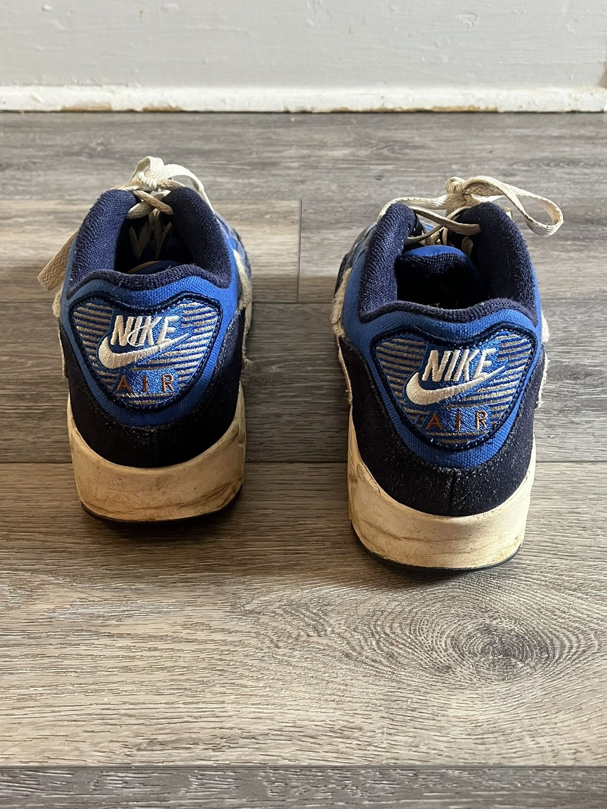 Jordan Brand × Nike Air Max 90 Size US 11 / EU 44 - 5 Thumbnail