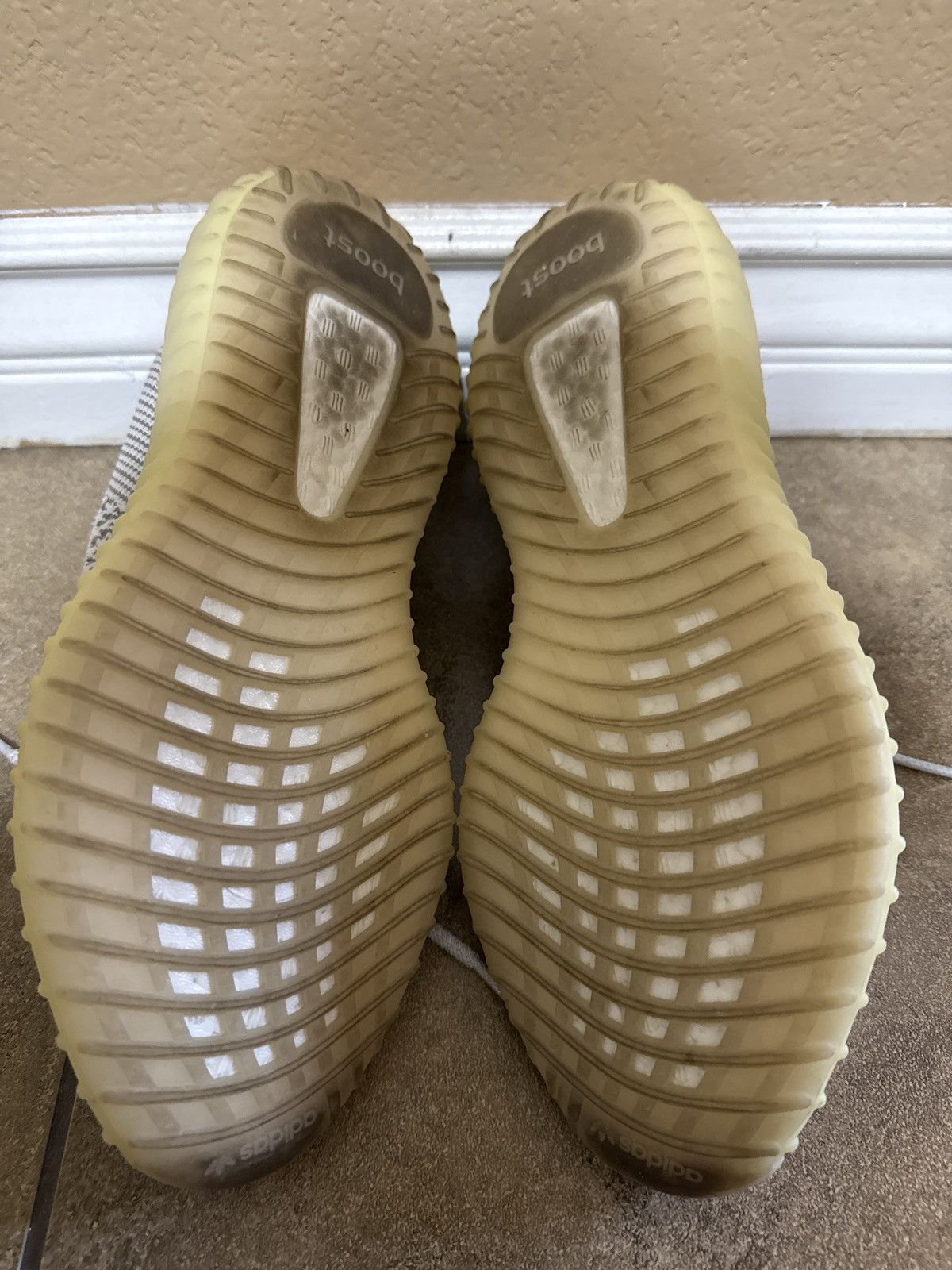 Yeezy Yeezy Boost 350 V2 Static Size US 10 / EU 43 - 5 Thumbnail