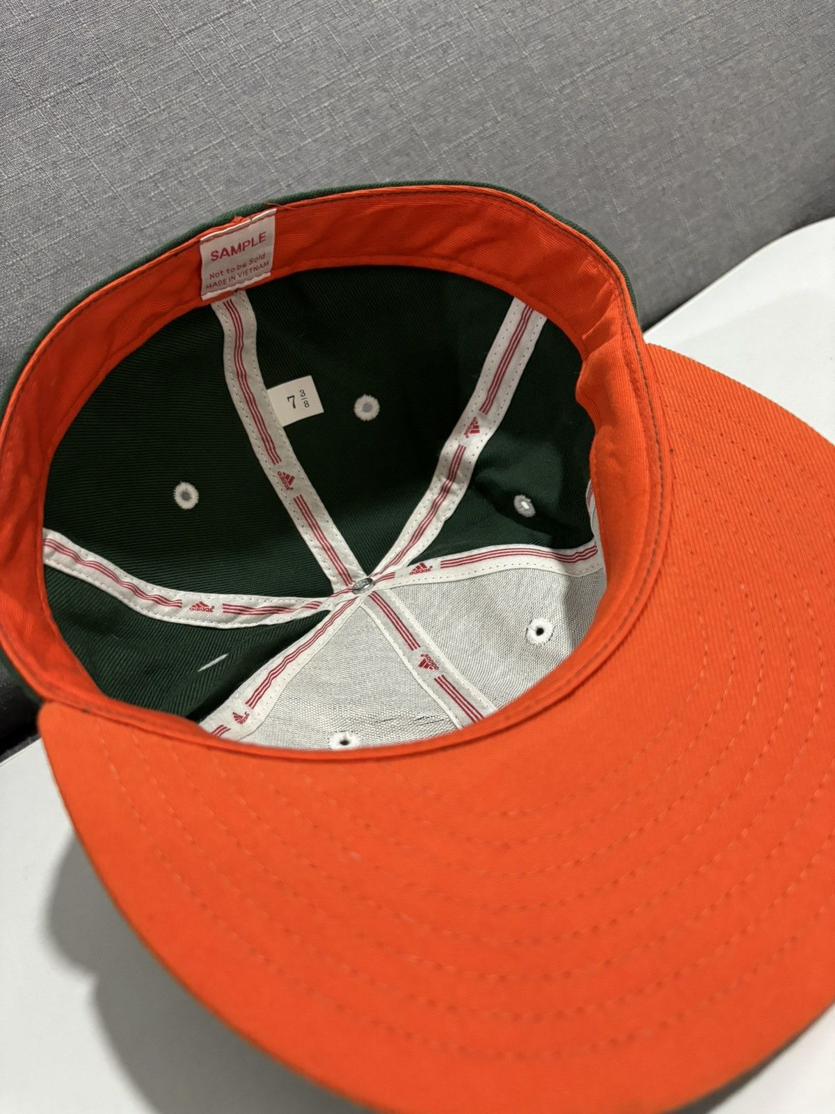Adidas × NBA × Vintage Rare Unreleased Adidas Miami Heat NBA basketball fitted Size ONE SIZE - 4 Thumbnail