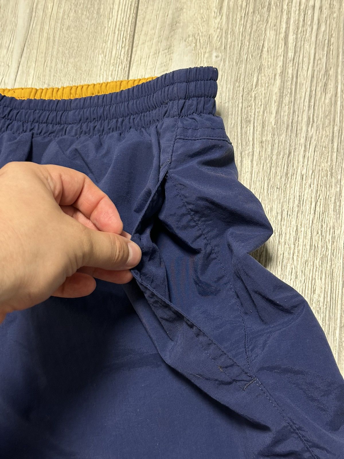 Vintage Vintage Y2K Nike Nylon Shorts Drill Size US 34 / EU 50 - 8 Thumbnail
