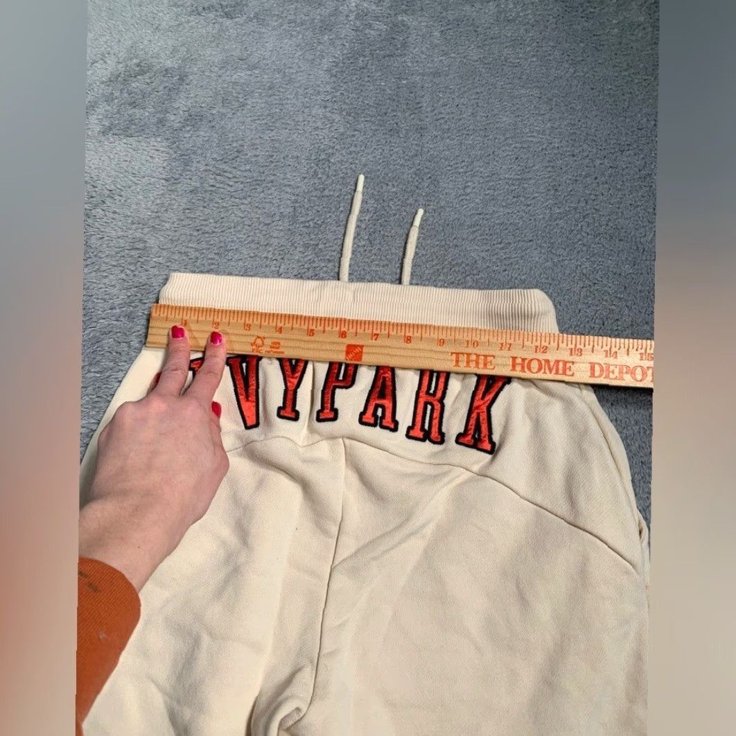 Ivy Park Ivy Park Beyoncé Cream XS Cropped Joggers Pants Track Pants Women XS Cream Ivy Park Beyoncé Track Pants Pants Womens XS Cropped Joggers Cream Size 26" / US 2 / IT 38 - 8 Thumbnail