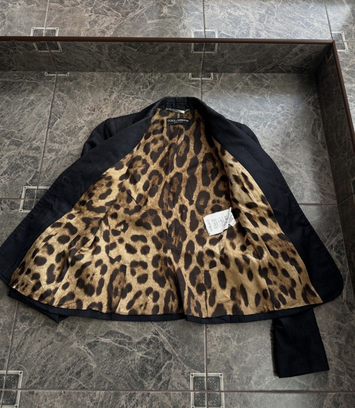 Dolce & Gabbana Dolce & Gabbana Blazer LeopardLined Black Virgin Wool Jacket Size M / US 6-8 / IT 42-44 - 4 Thumbnail