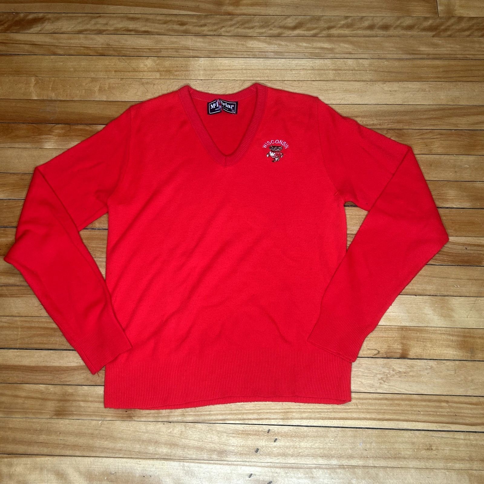 Vintage Vintage Mcbriar V-neck Badgers Sweater Small Size US S / EU 44-46 / 1 - 2 Thumbnail