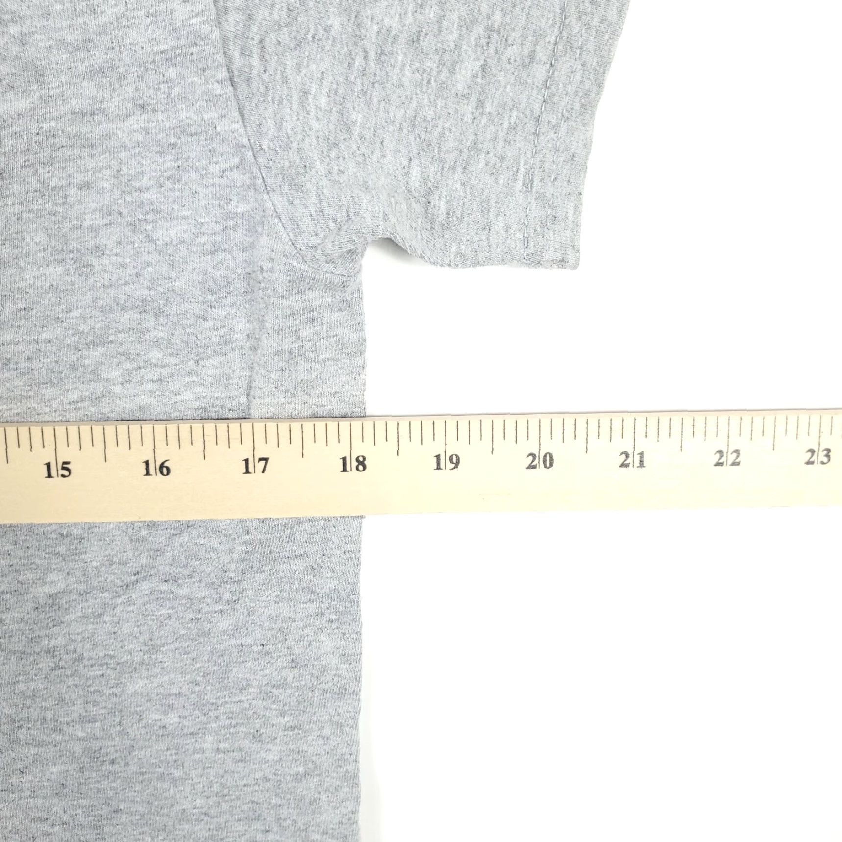 Disney Disney Mickey Goofy Gray Graphic T-Shirt Adult Small White Box Graphic Crew Neck Short Sleeve Mens Unisex - 2017 Disney Shirt 90s Inspired Size US S / EU 44-46 / 1 - 5 Thumbnail