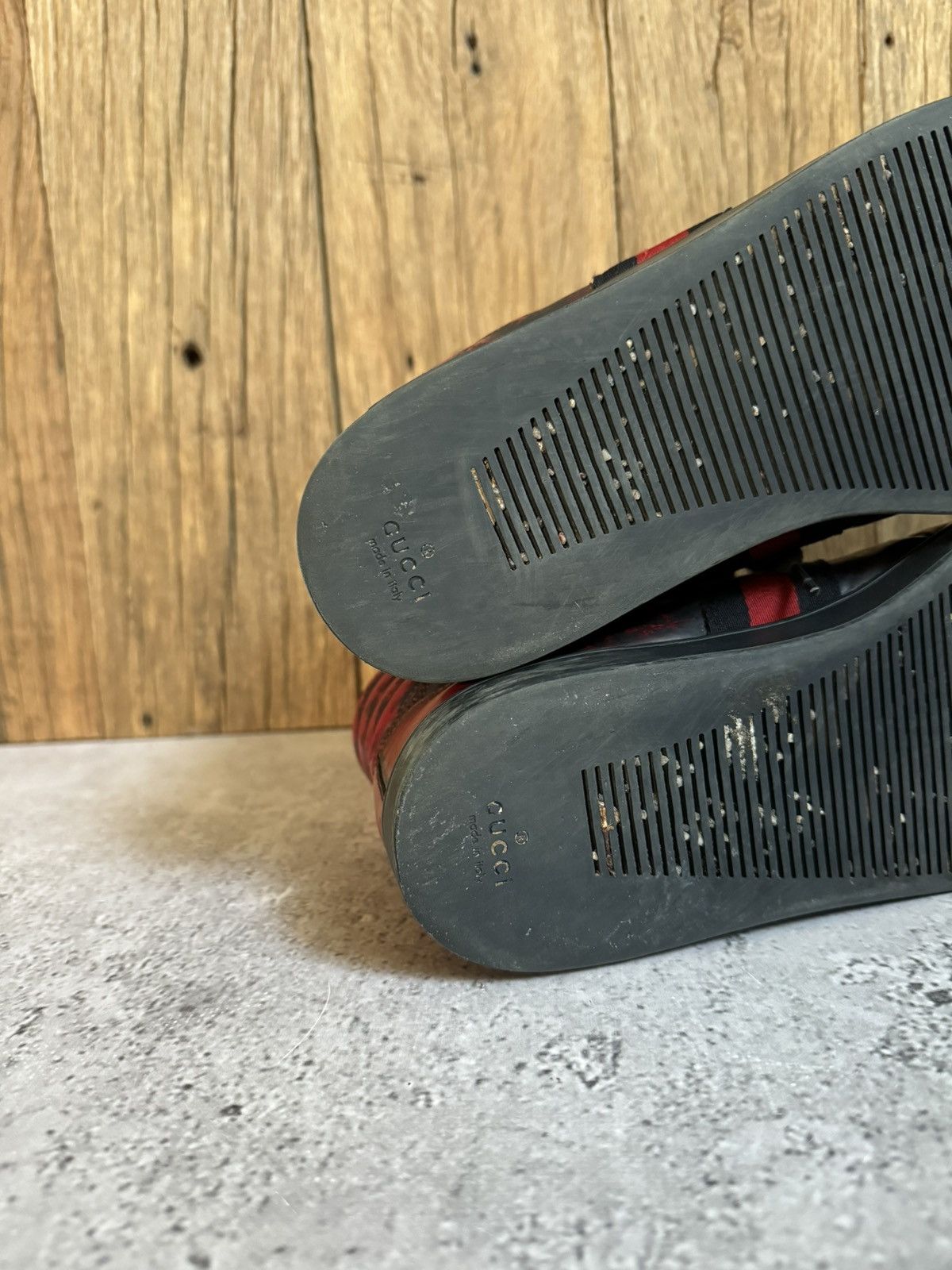 Gucci Gucci ‘GG’ Logo Black/Red High-Top Sneakers Size US 9.5 / EU 42-43 - 9 Thumbnail