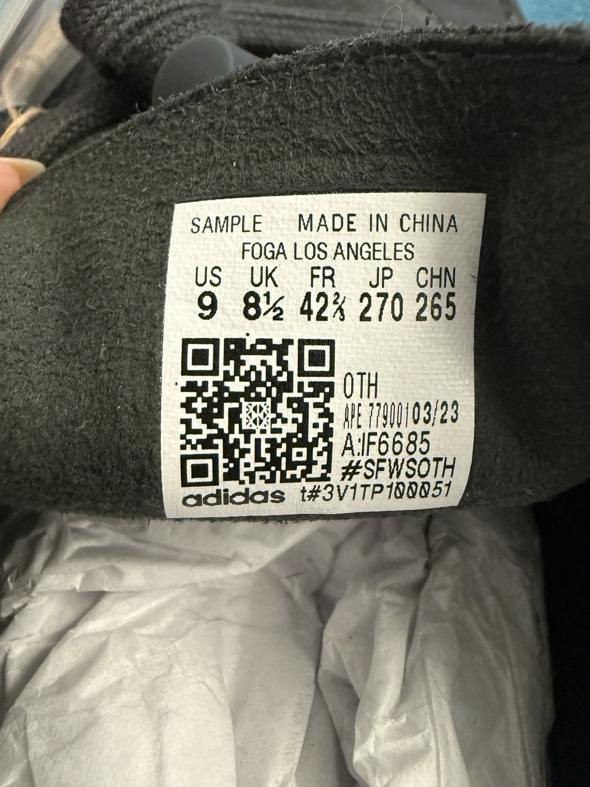 Adidas × Fear of God FOGA Los Angeles UNRELEASED Sample Sneaker Carbon NWB Size 9 Size US 9 / EU 42 - 10 Thumbnail