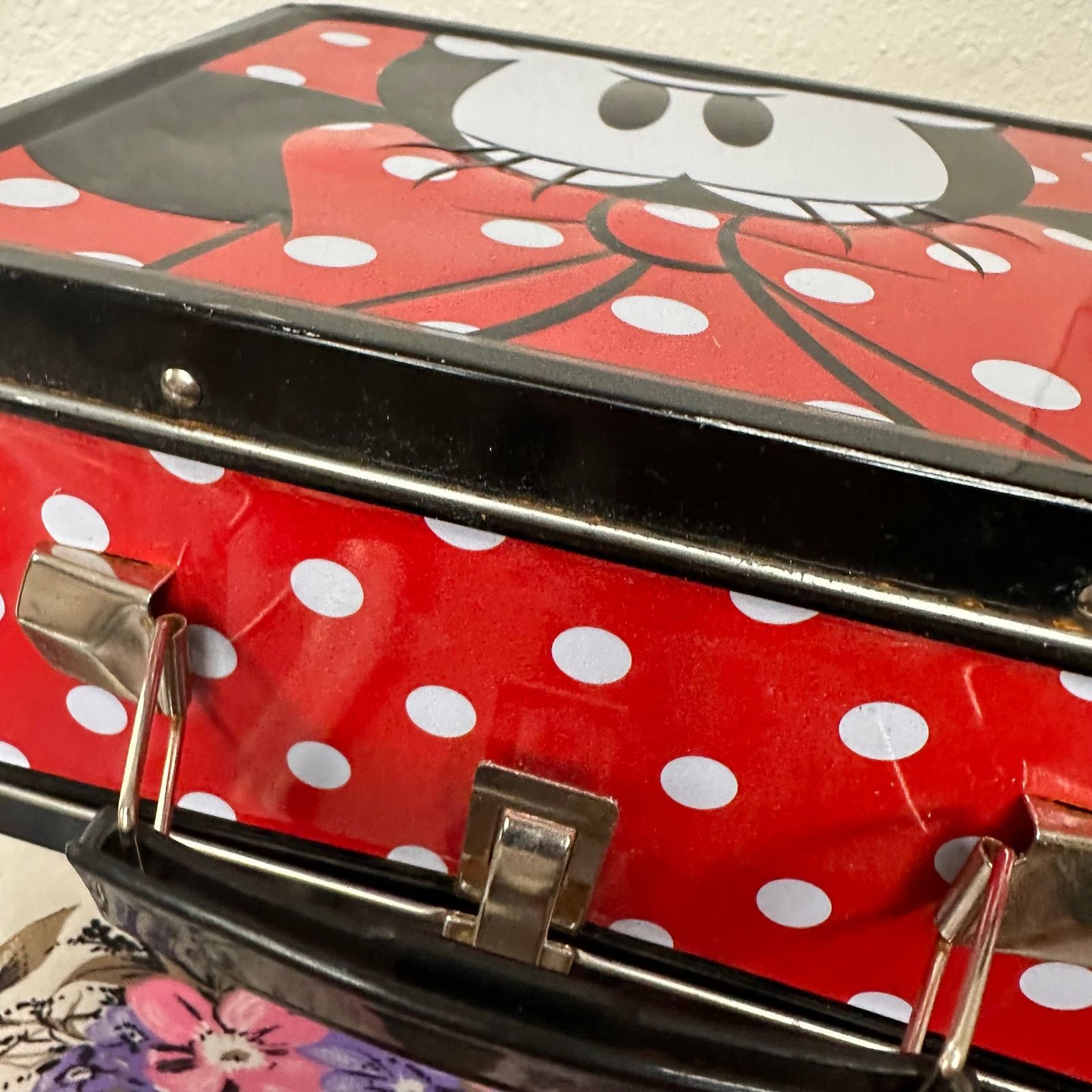 Disney Loungefly Disney Minni Mouse Tin Lunchbox Size ONE SIZE - 7 Thumbnail
