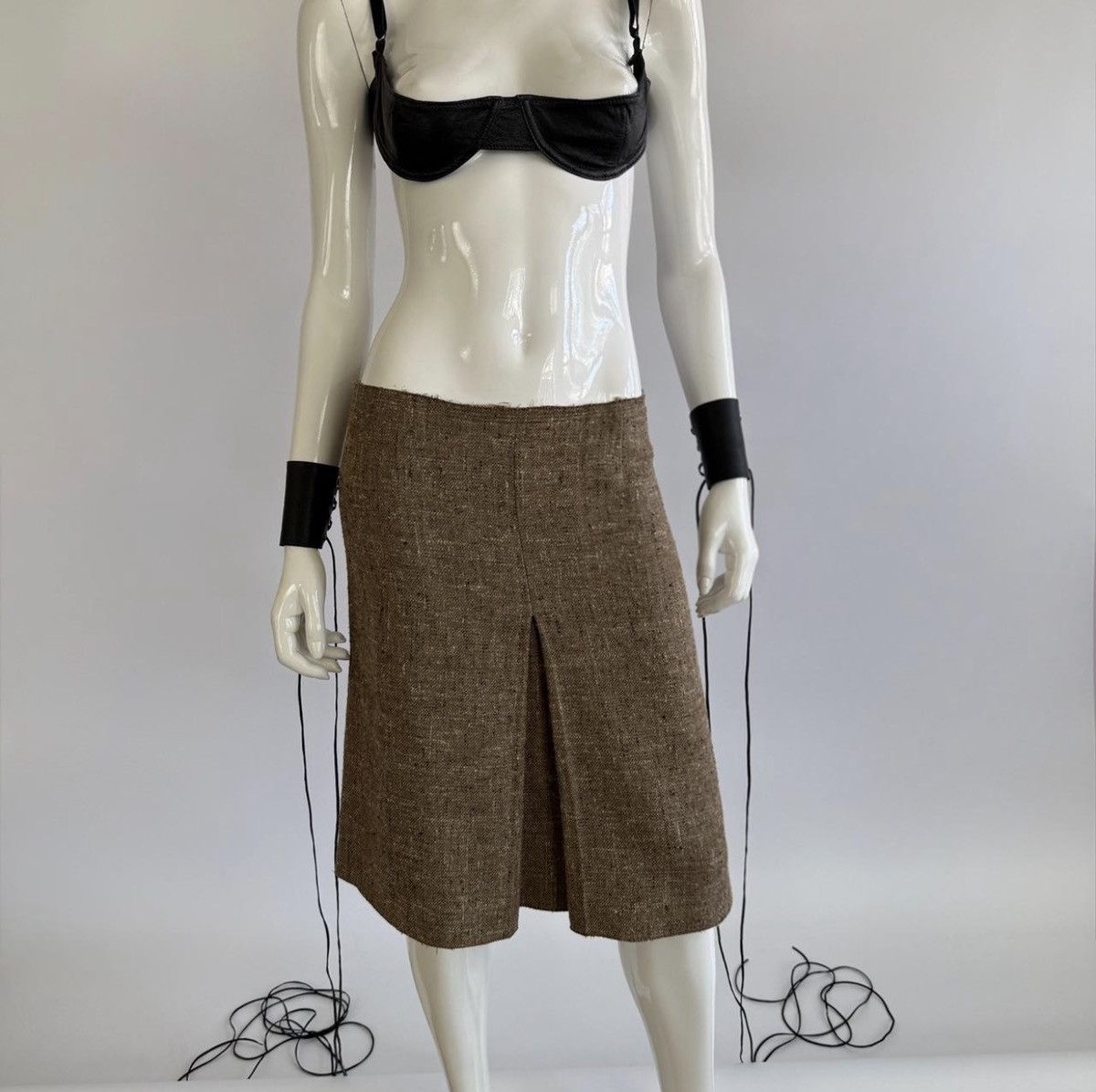 Prada Prada Archival Vintage 2000 Low Rise Box Pleat Midi Skirt Size 28" / US 6 / IT 42 - 4 Thumbnail