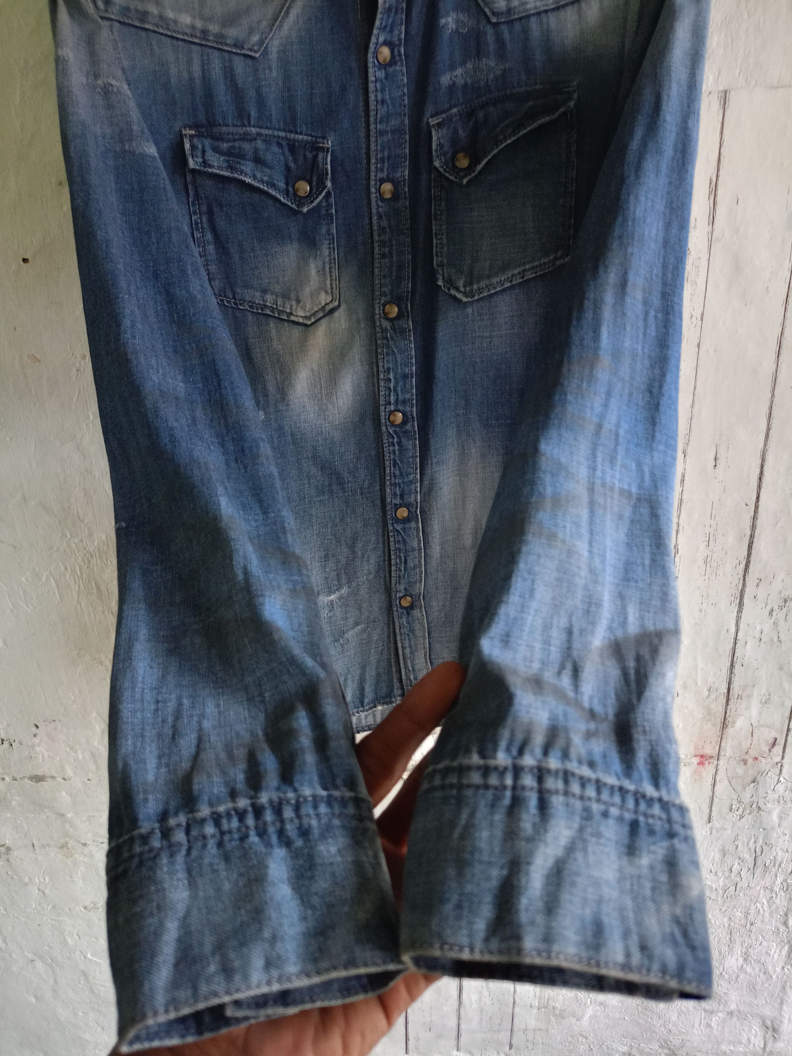 GOSTAR DE FUGA Fuga Distressed denim button shirts Size US S / EU 44-46 / 1 - 2 Thumbnail