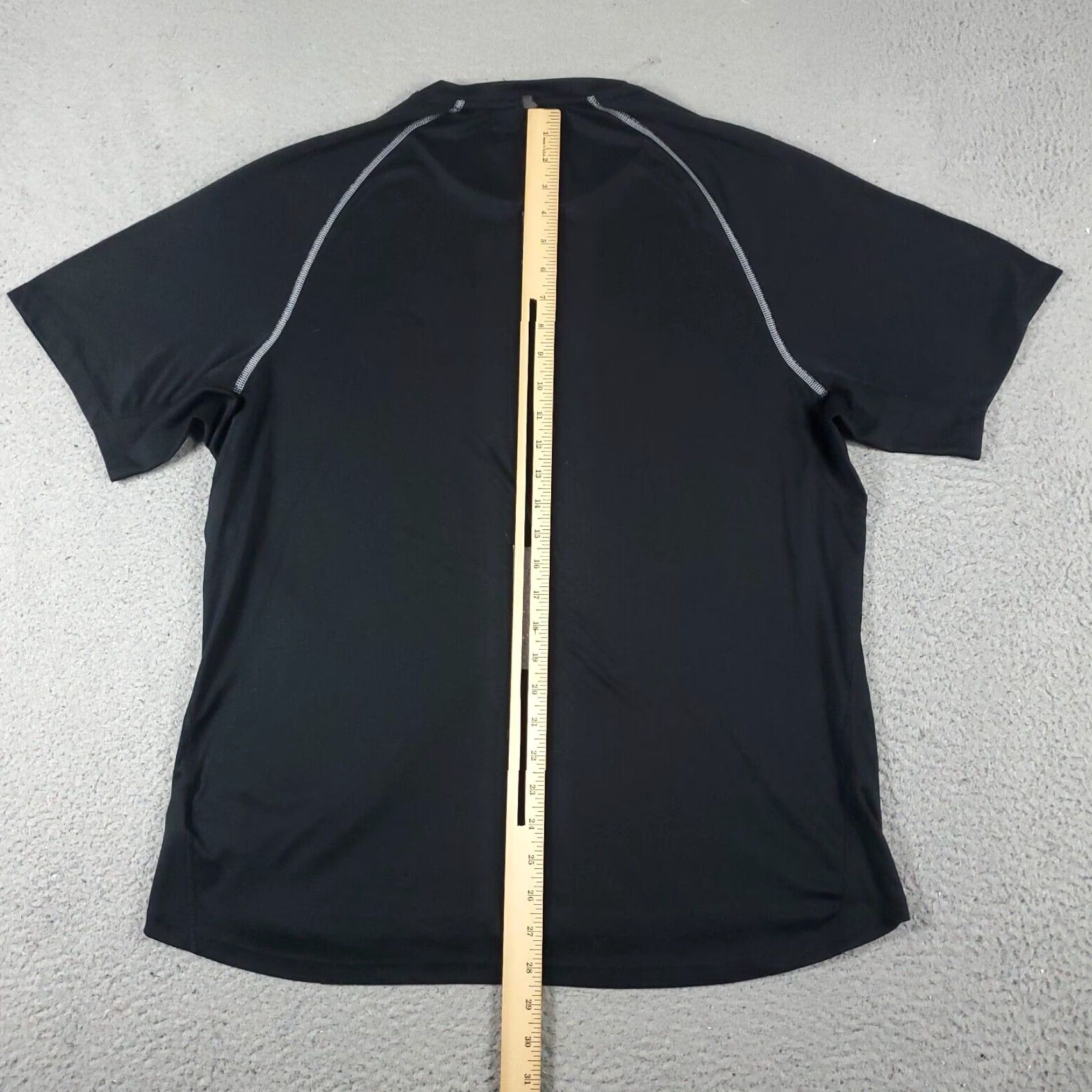 Nike Nike T Shirt Mens Large Black Swoosh Active Short Sleeve Shirt Mens Large Black Nike Logo Activewear Modern Sports Size US L / EU 52-54 / 3 - 4 Thumbnail