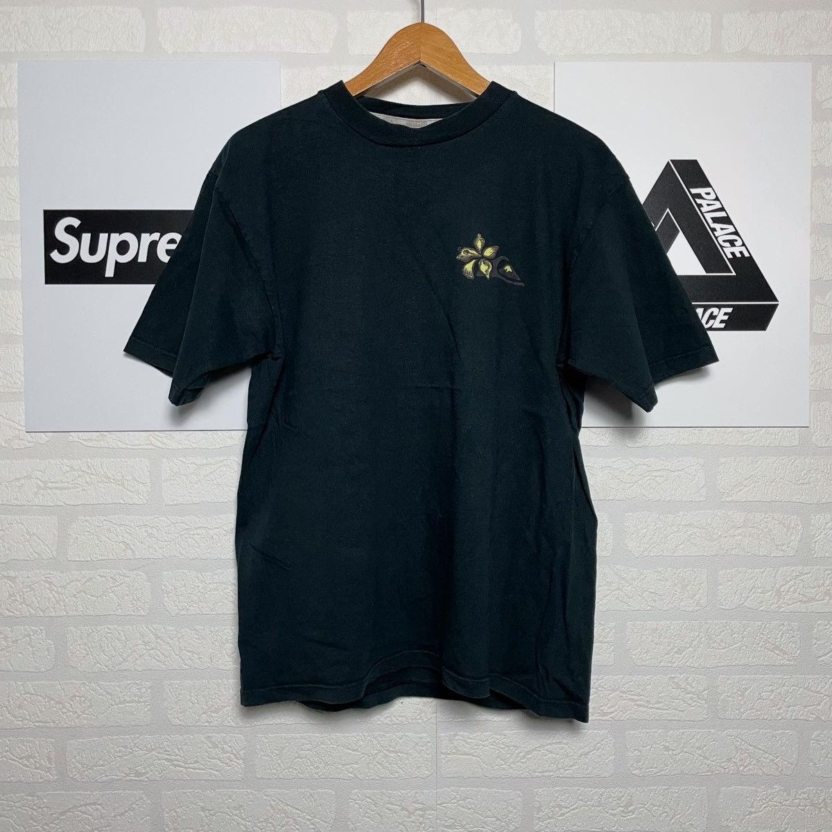 Quicksilver Vintage 90s Quiksilver T-Shirt Quicksilver Surf Surfing Rare Size US M / EU 48-50 / 2 - 2 Thumbnail
