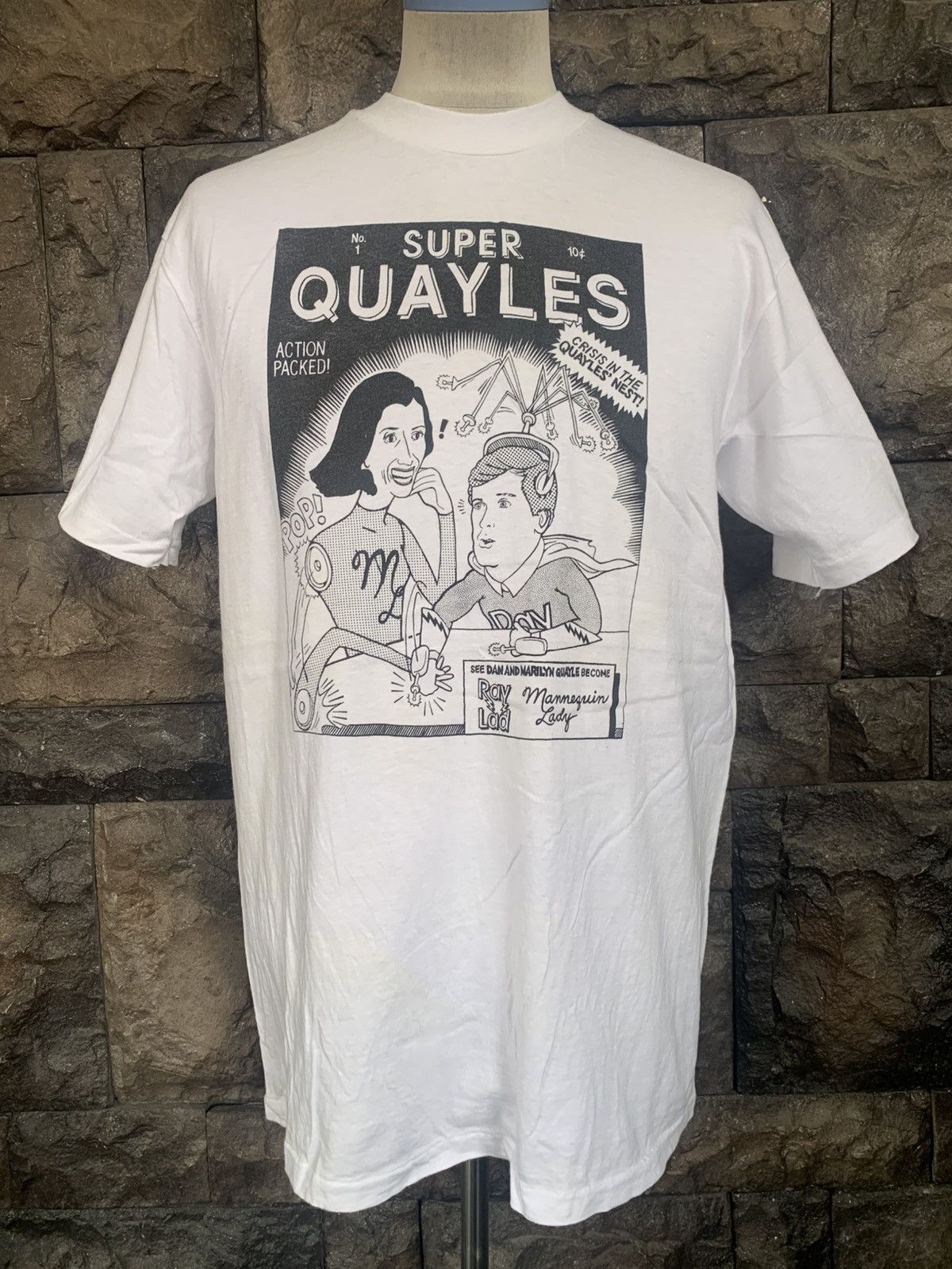 Vintage 90s Super Quayles Comic Book Style T shirt