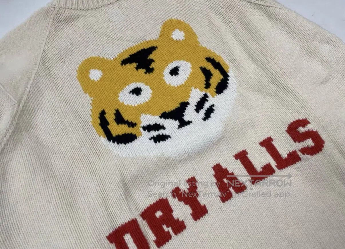 Human Made White Crewneck Sweater with Red Text Design . Size US XL / EU 56 / 4 - 4 Thumbnail