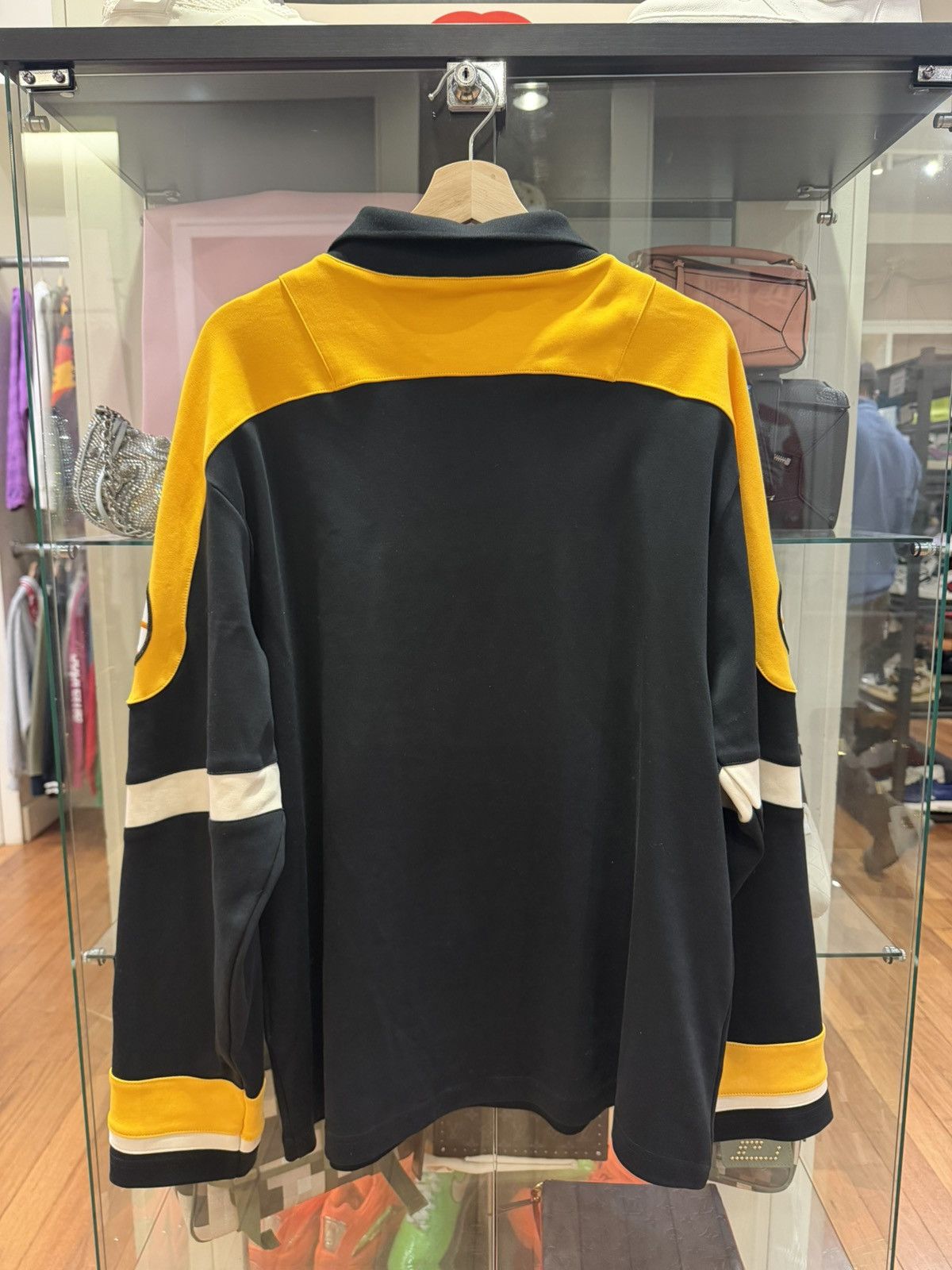 Moose Knuckles Moose Knuckles x NHL Boston Bruins Hockey Jersey Size US M / EU 48-50 / 2 - 2 Thumbnail