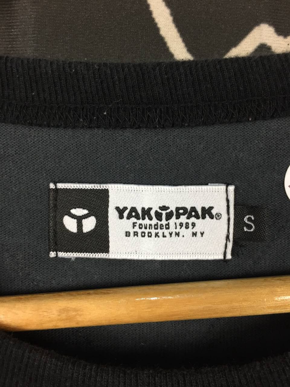 Japanese Brand Yak Pak Brooklyn NY Box Logo Camouflage Tee Size S Size US S / EU 44-46 / 1 - 11 Thumbnail