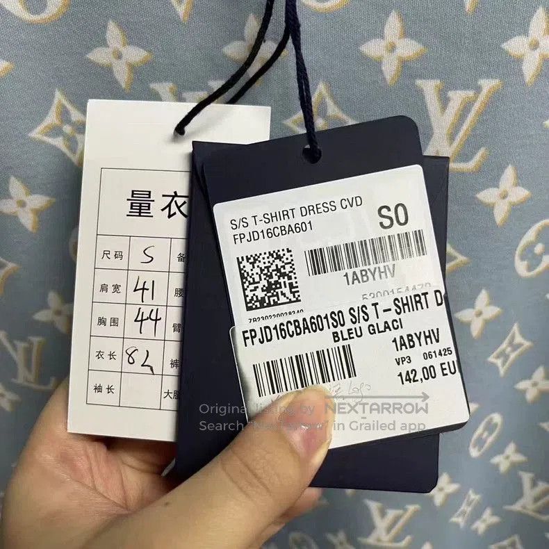 Louis Vuitton Louis Vuitton Blue Monogram Short Sleeve Dress. Size S / US 4 / IT 40 - 4 Thumbnail