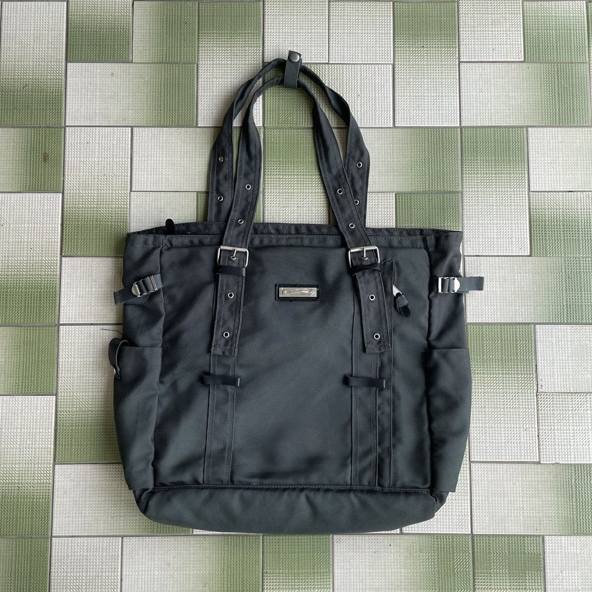 Coleman ❗️ RARE COLEMAN MULTI-POCKET OVERSIZED TOTE BAG Size ONE SIZE - 12 Thumbnail