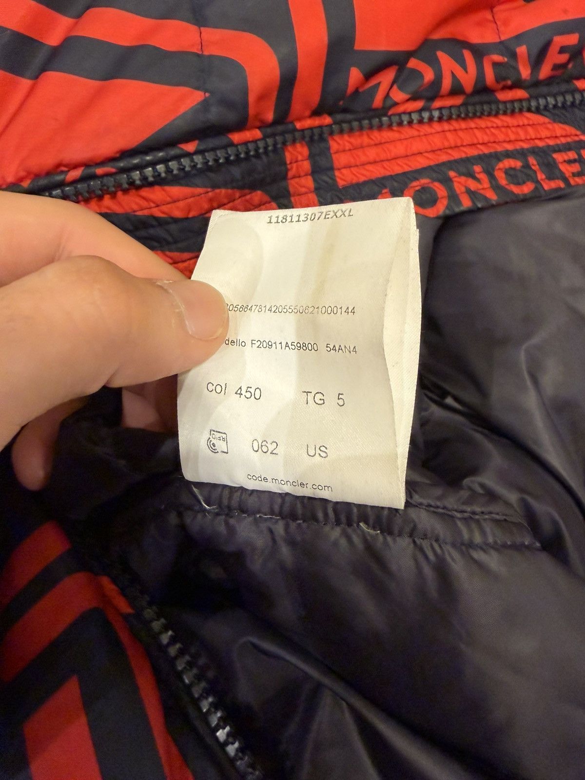 Moncler Moncler Frioland Guibbotto Monogram Down Jacket Size US XL / EU 56 / 4 - 10 Thumbnail