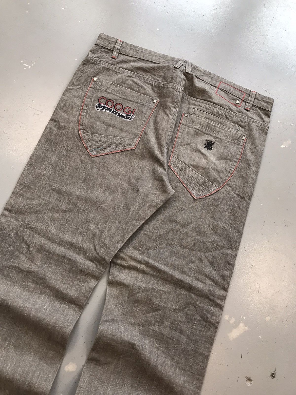 Coogi × Vintage Vintage Coogi logo embroidered loose fit denim Size US 42 / EU 58 - 9 Thumbnail