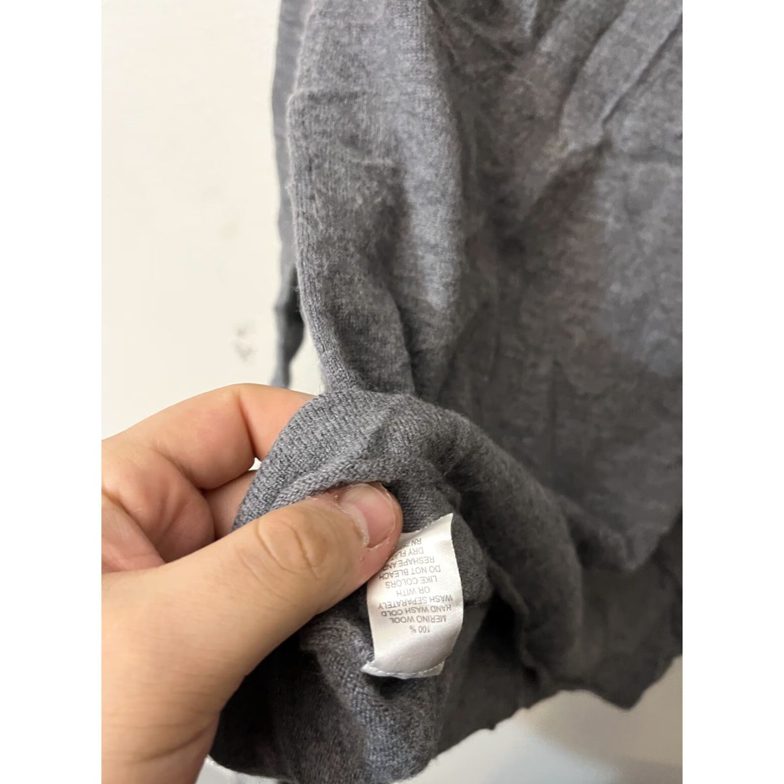 Vintage Max Studio Sweater Women's M Gray Merino Wool Long Sleeve Pullover Extra Fine Size M / US 6-8 / IT 42-44 - 4 Thumbnail
