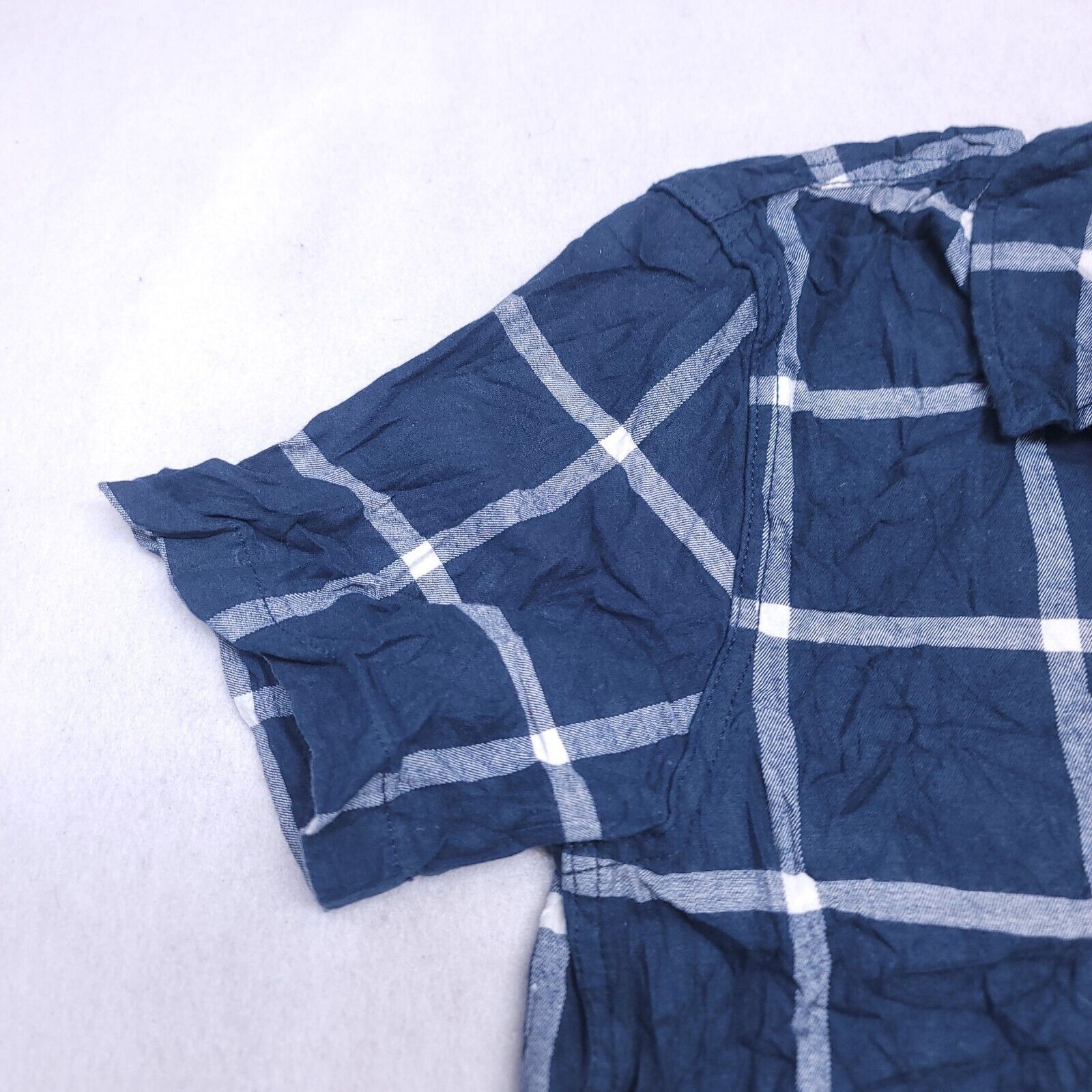 On The Byas On the Byas Tartan Flannel Shirt Mens Size Small Blue White Size US S / EU 44-46 / 1 - 4 Thumbnail