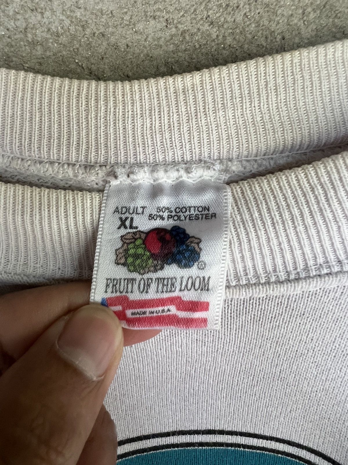 Fruit Of The Loom × Hard Rock Cafe × Vintage Vintage Hard Rock Cafe Sweatshirt Size US XL / EU 56 / 4 - 4 Thumbnail
