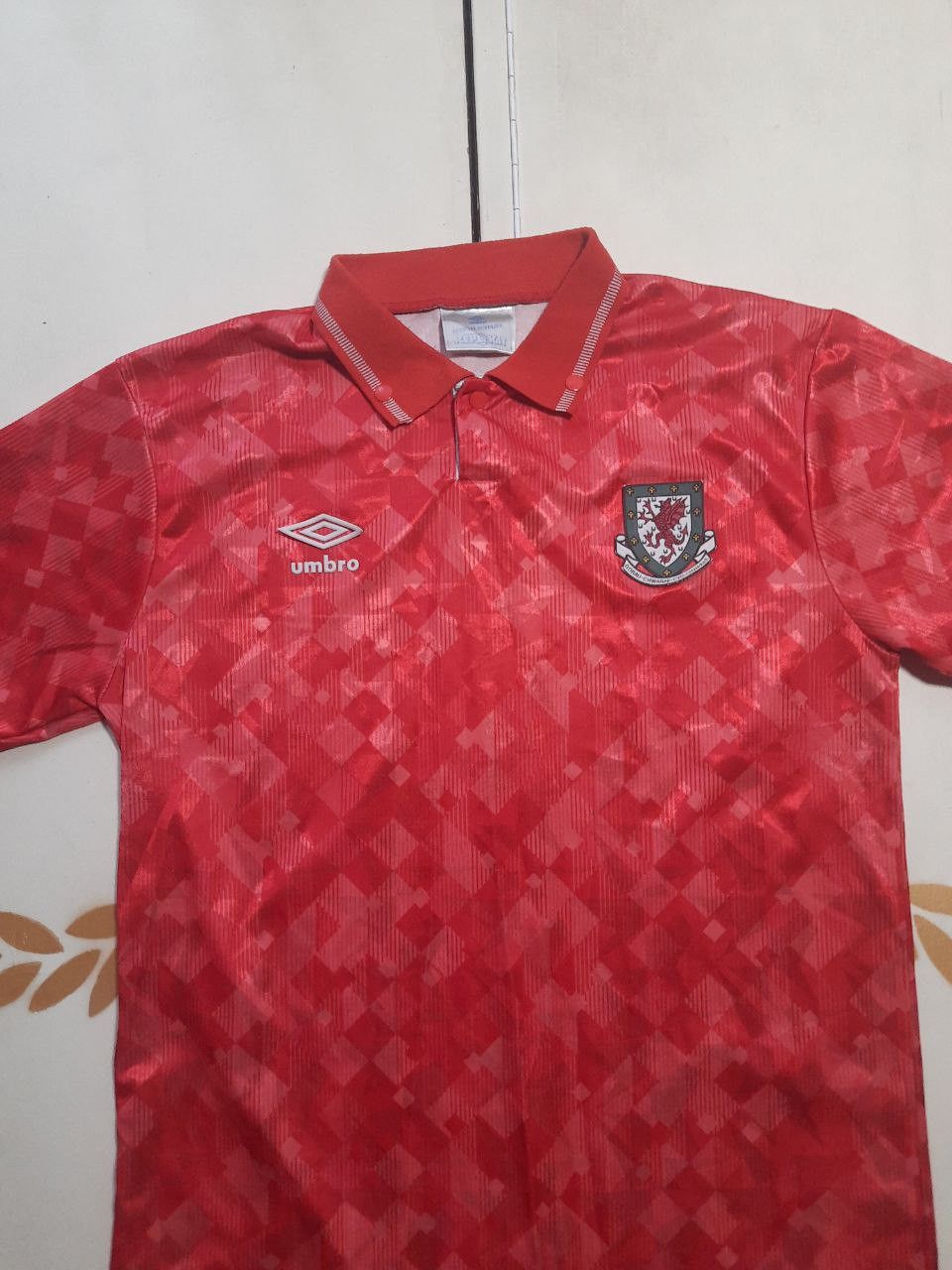 Umbro × Vintage Umbro Wales Jersey 1990-1992 Size US XL / EU 56 / 4 - 3 Thumbnail