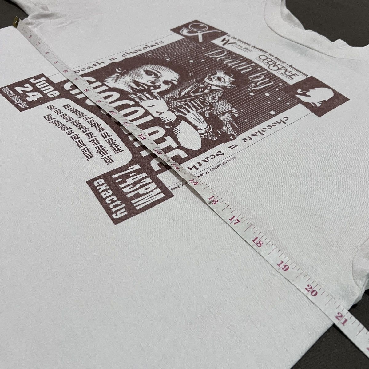 Expert Horror Vintage 90s Death by Chocolate Movie Graphic Tee musical Size US L / EU 52-54 / 3 - 13 Thumbnail