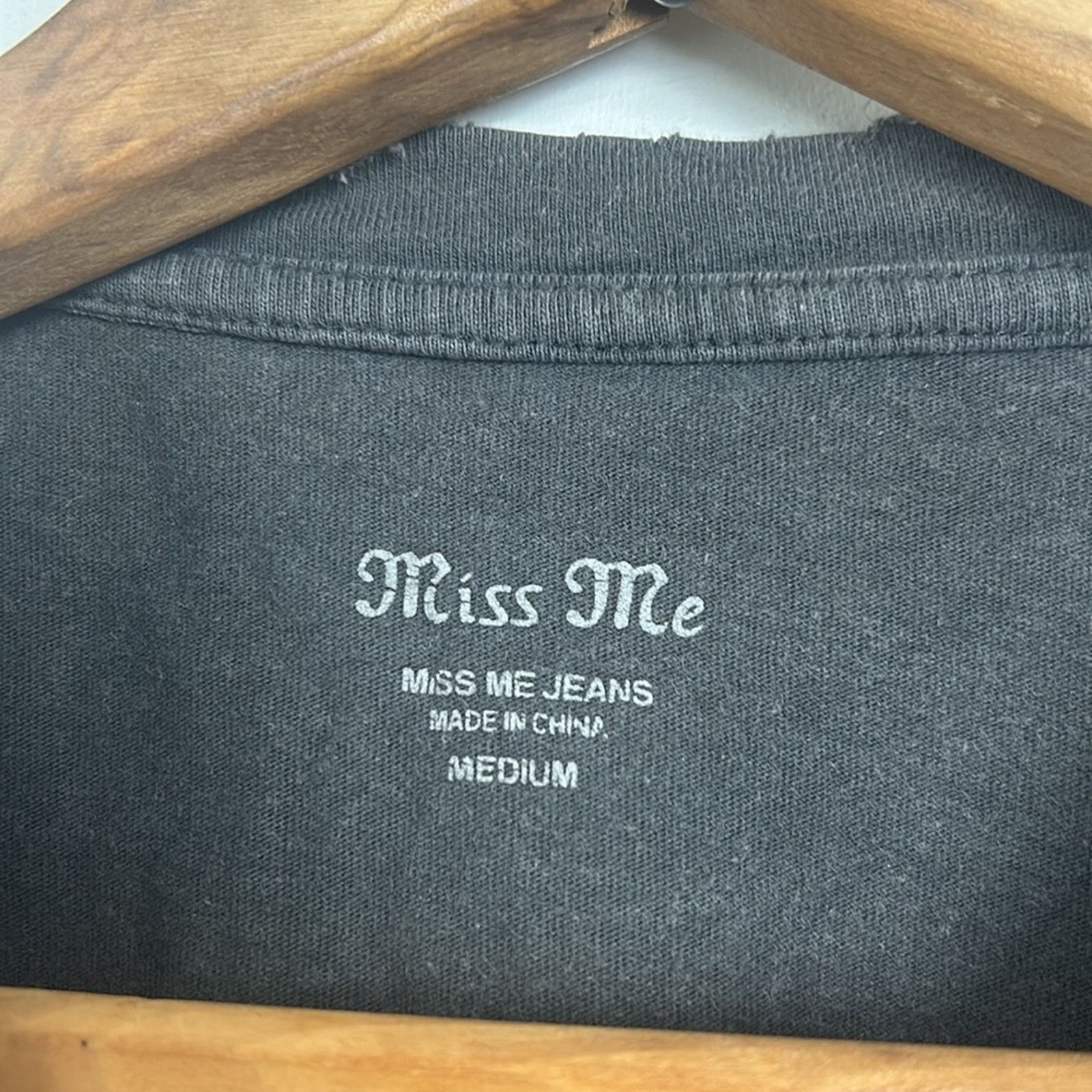 Miss Me Miss Me Dibs on the Cowboy Graphic T Shirt Size M / US 6-8 / IT 42-44 - 4 Thumbnail