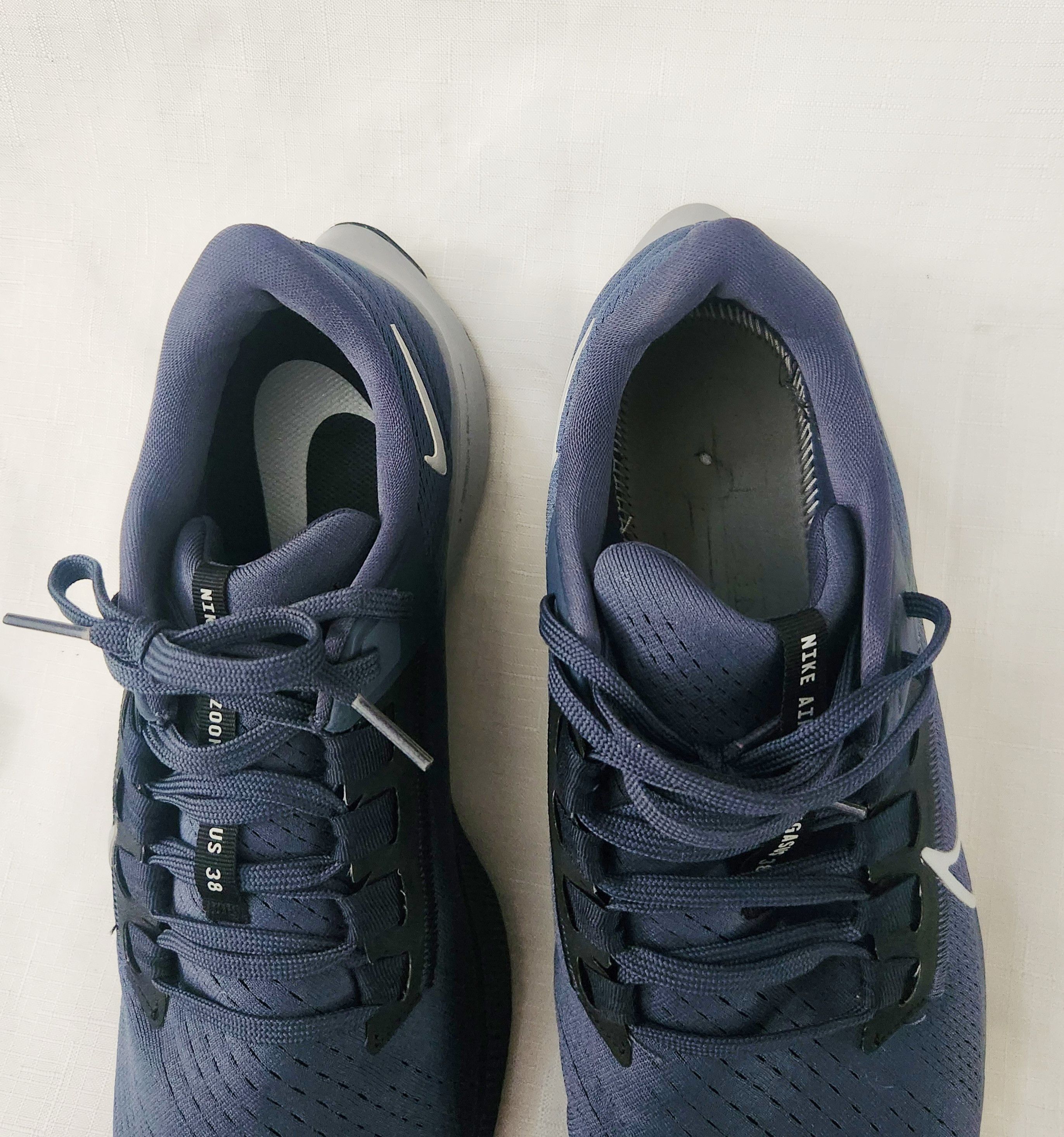 Nike Nike Air Zoom Pegasus 38 Men's Size 13 CW7356-400 Thunder Size US 13 / EU 46 - 10 Thumbnail