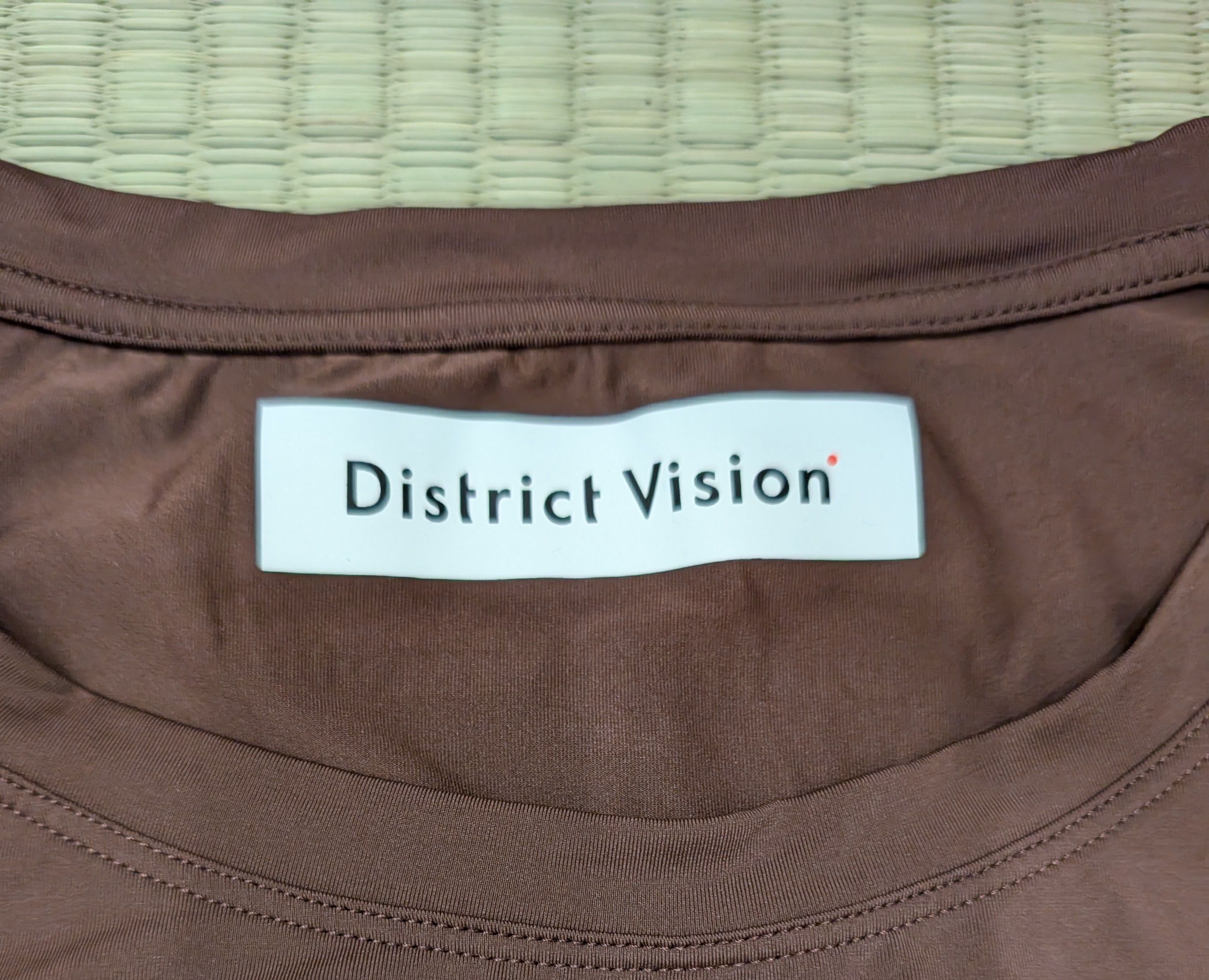 District Vision LNWOT District Vision Deva Tech Logo Long Sleeve T-shirt Size US S / EU 44-46 / 1 - 3 Thumbnail